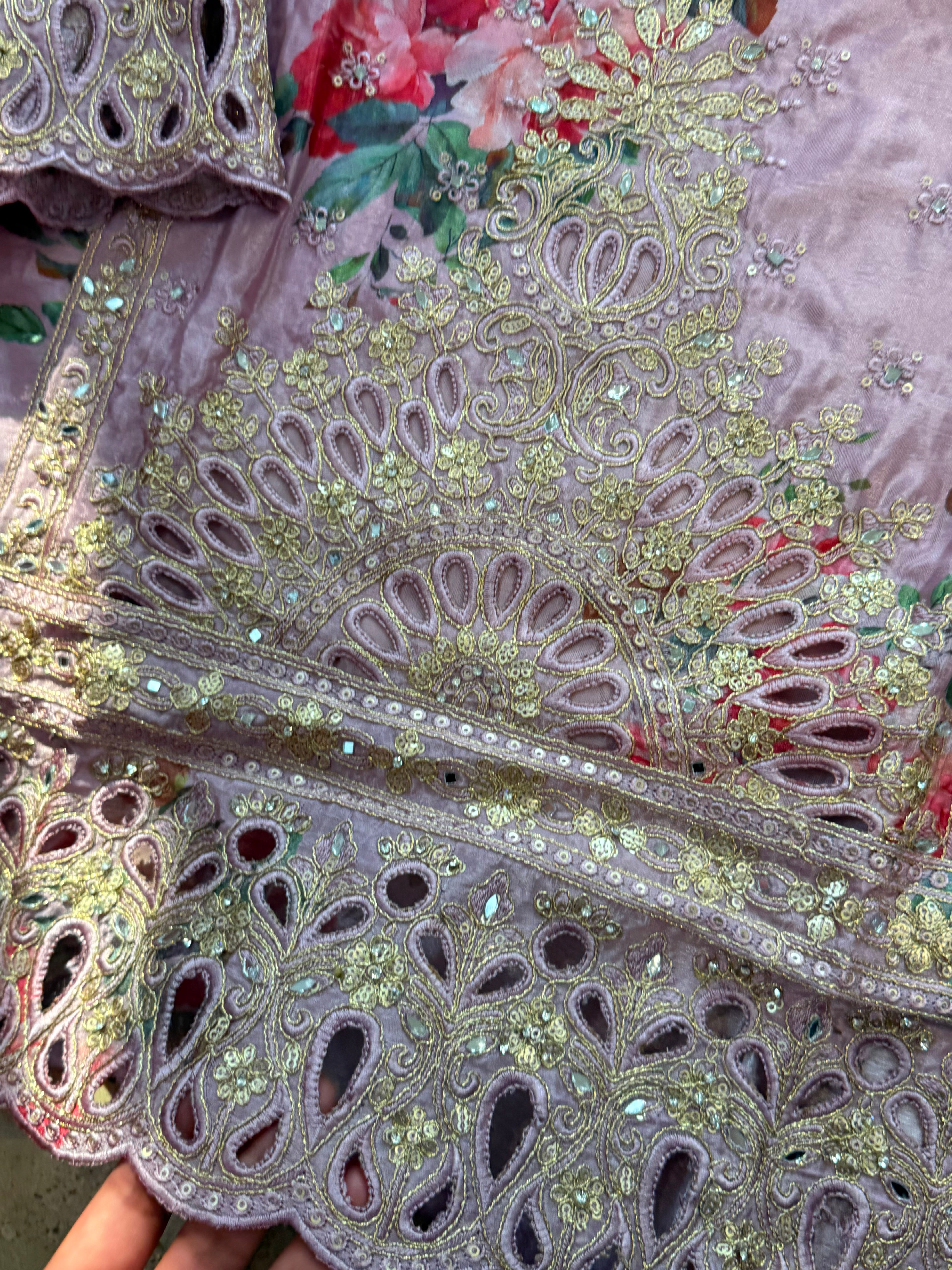 CHINNON SILK READYMADE EMBROIDERY SUIT 977 Q