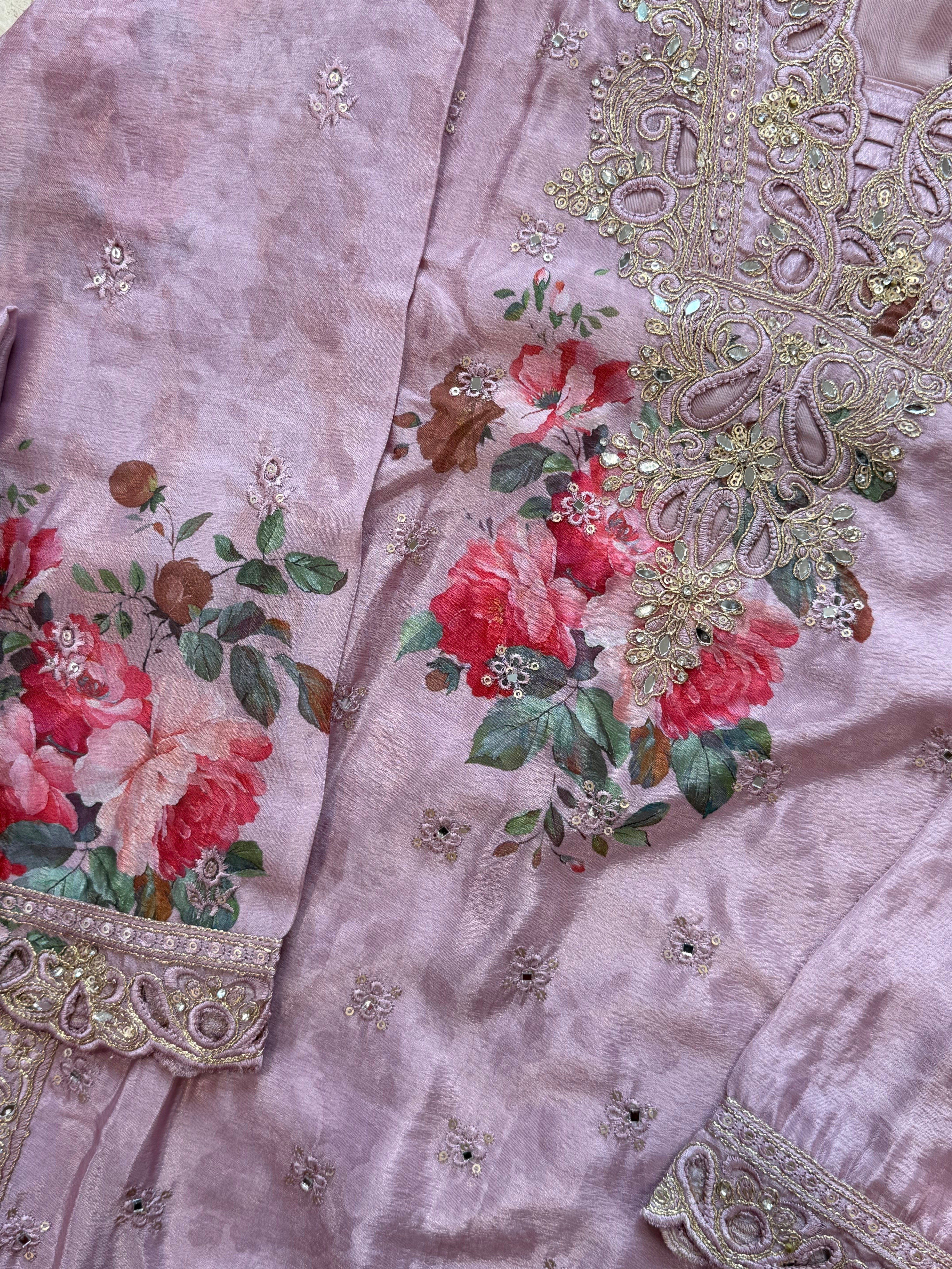 CHINNON SILK READYMADE EMBROIDERY SUIT 977 Q