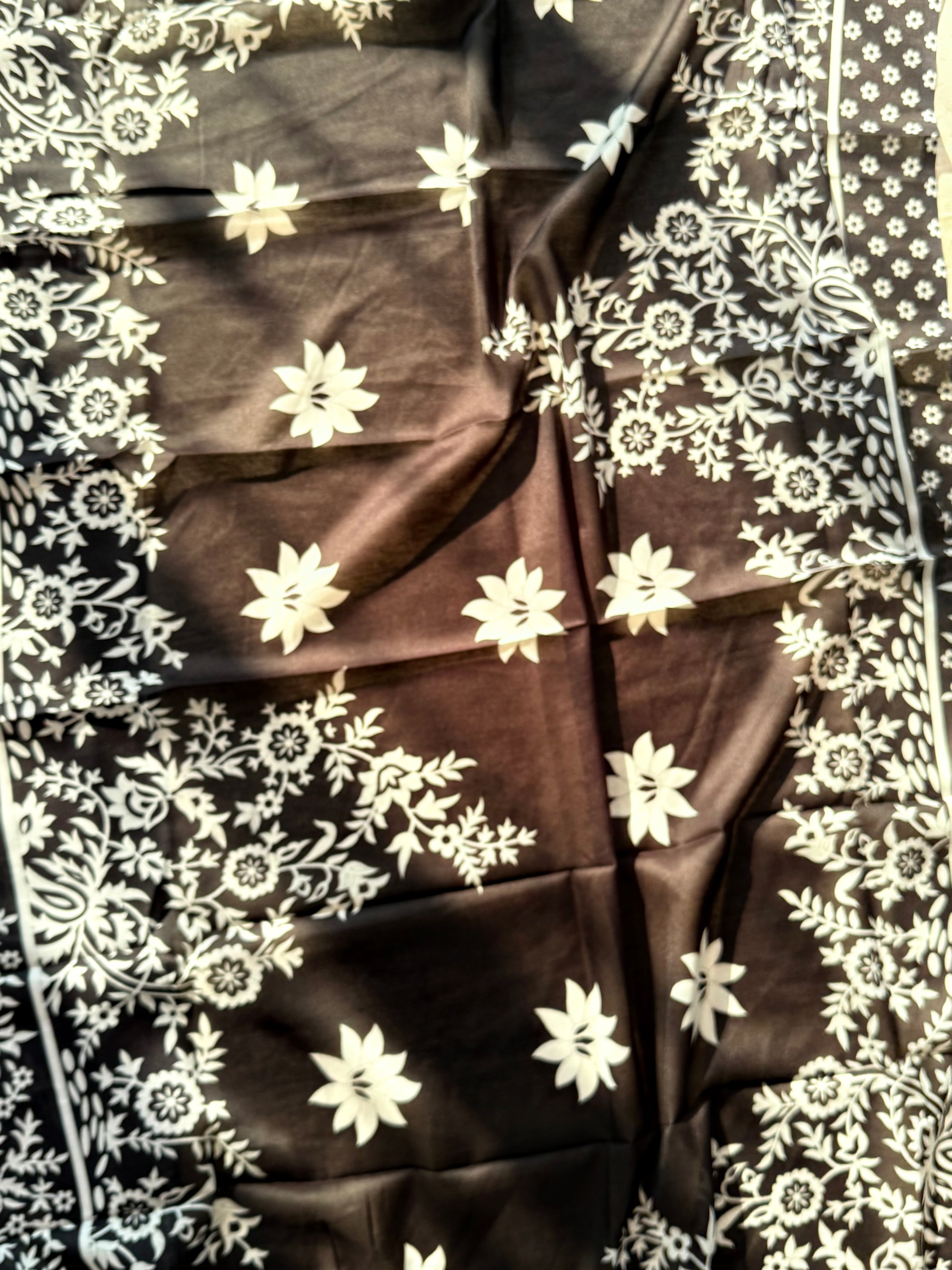 AVATARA COTTON EMBROIDERY SUIT 5 Q