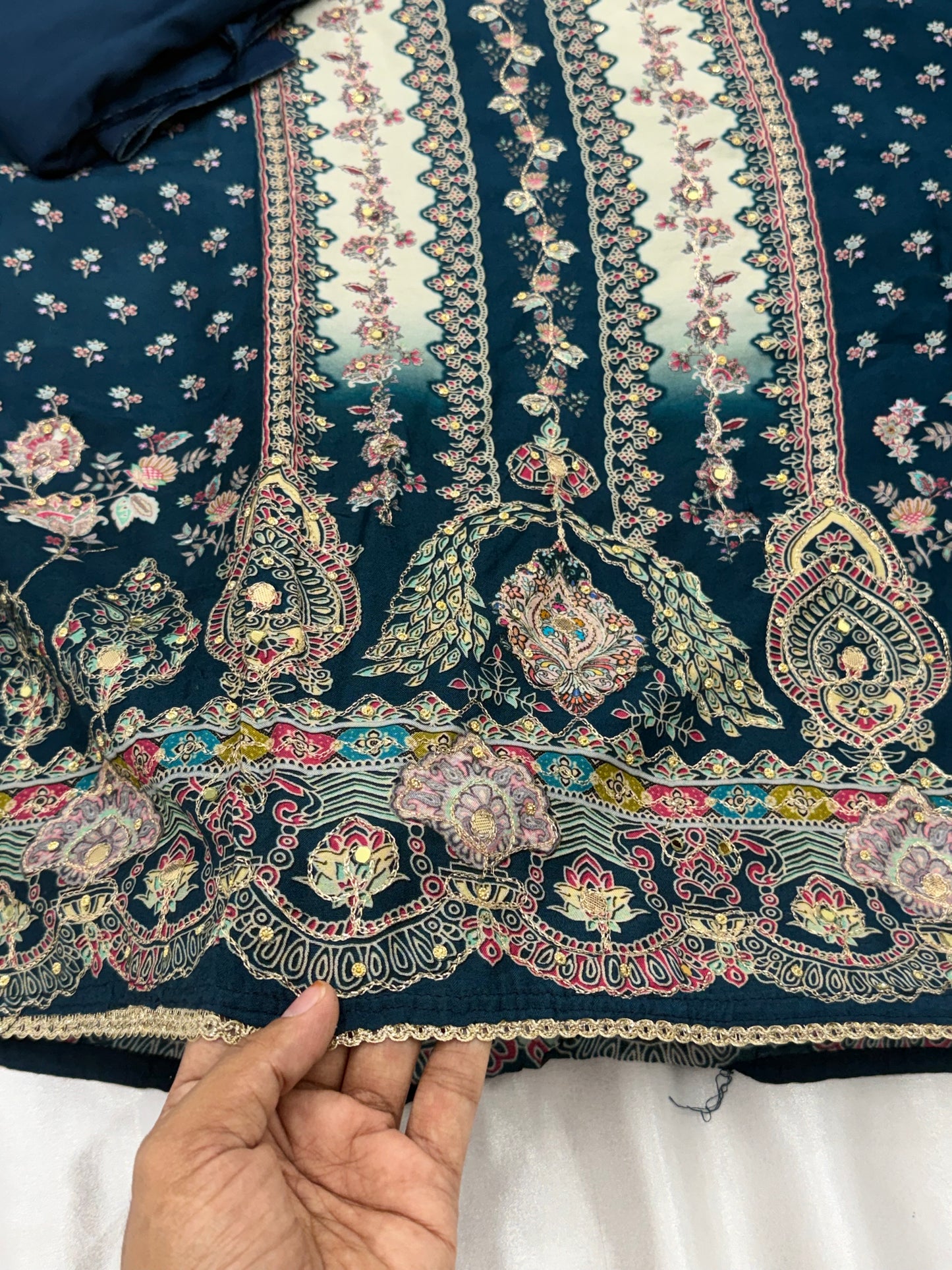 MUMTAZ MUSLIN EMBROIDERY SUIT 1 Q