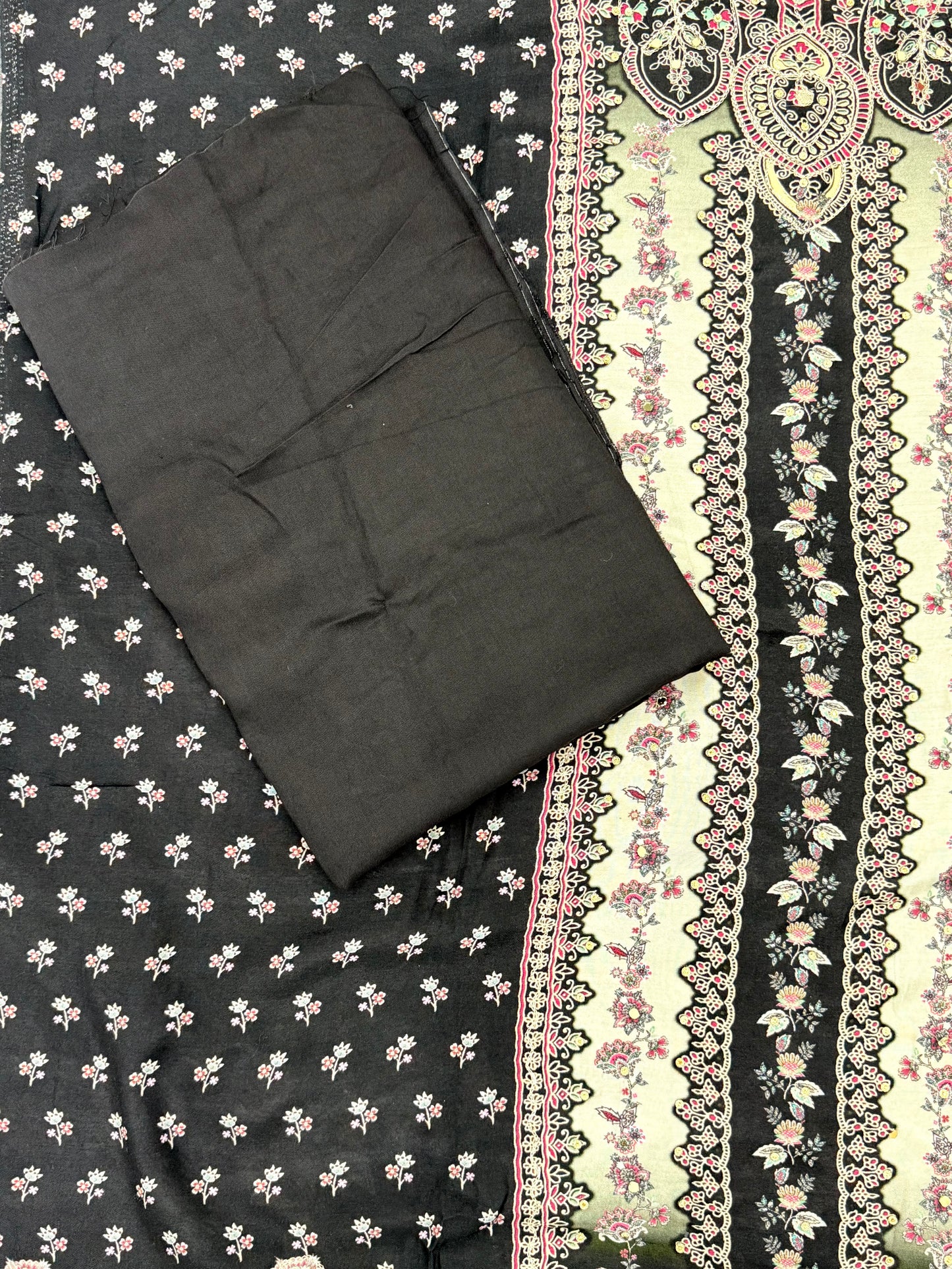 MUMTAZ MUSLIN EMBROIDERY SUIT 3 Q