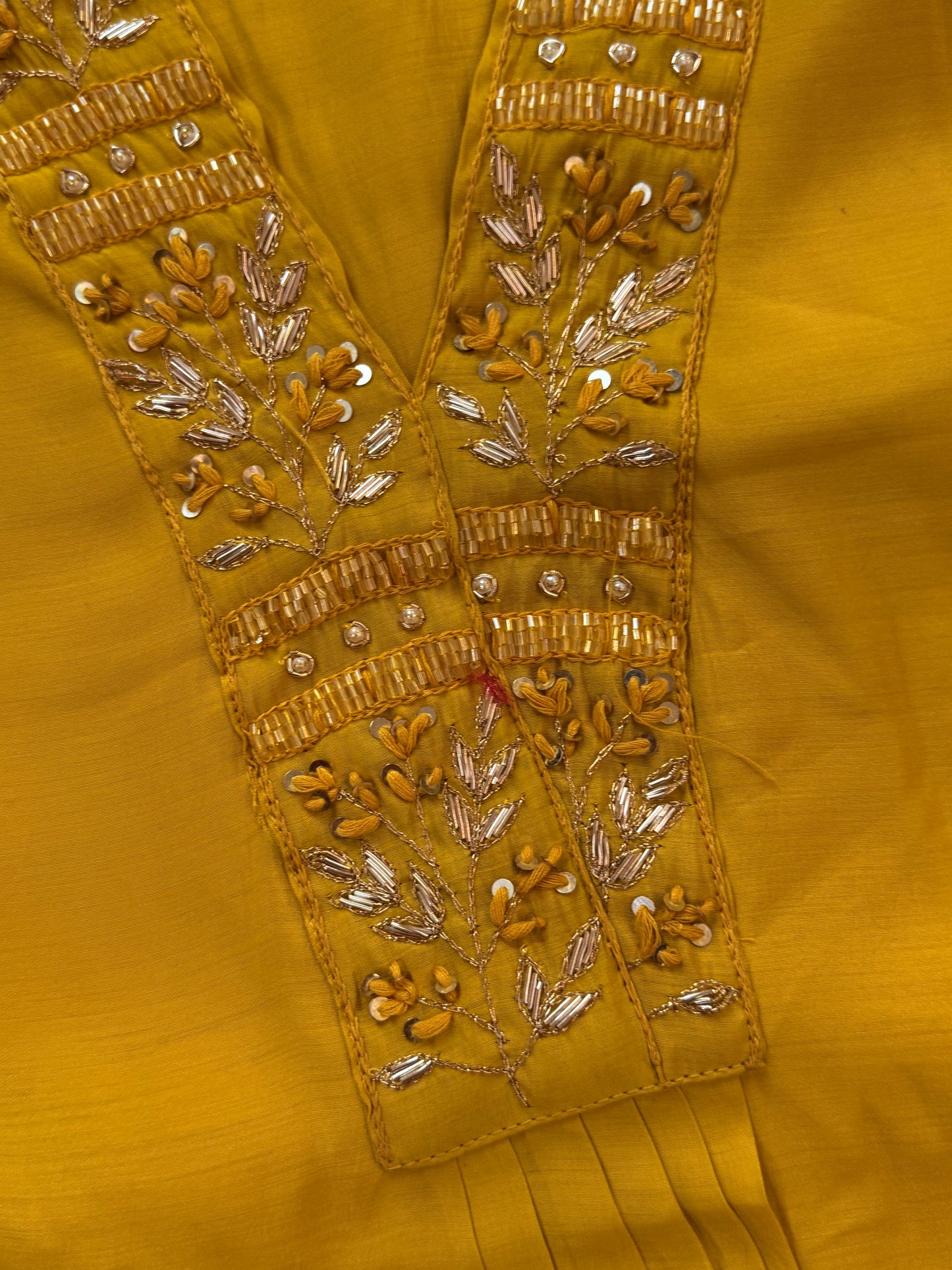 MUL CHANDERI HANDWORK FROCK 3 Q