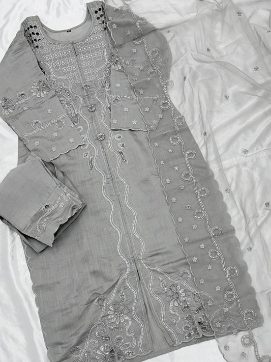 ZARQASH CUTWORK EMBROIDERY SUIT Q