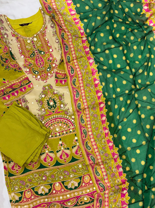 RAHI CREPE READYMADE SUIT Q