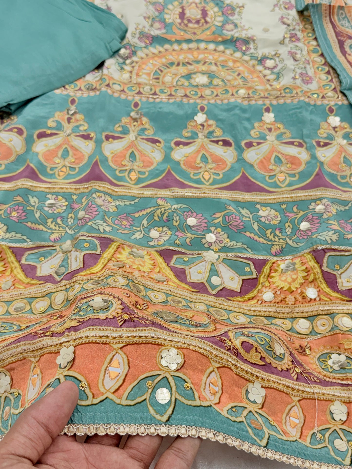 RAHI CREPE READYMADE SUIT Q