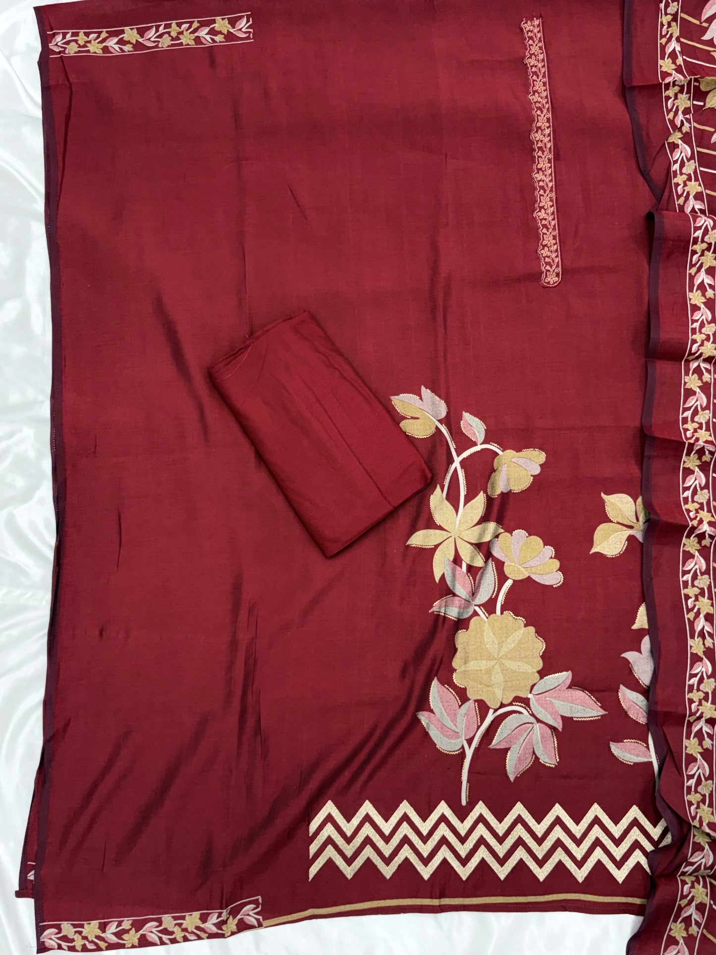 MAROON MUMTAZ MUSLIN EMBROIDERY SUIT Q