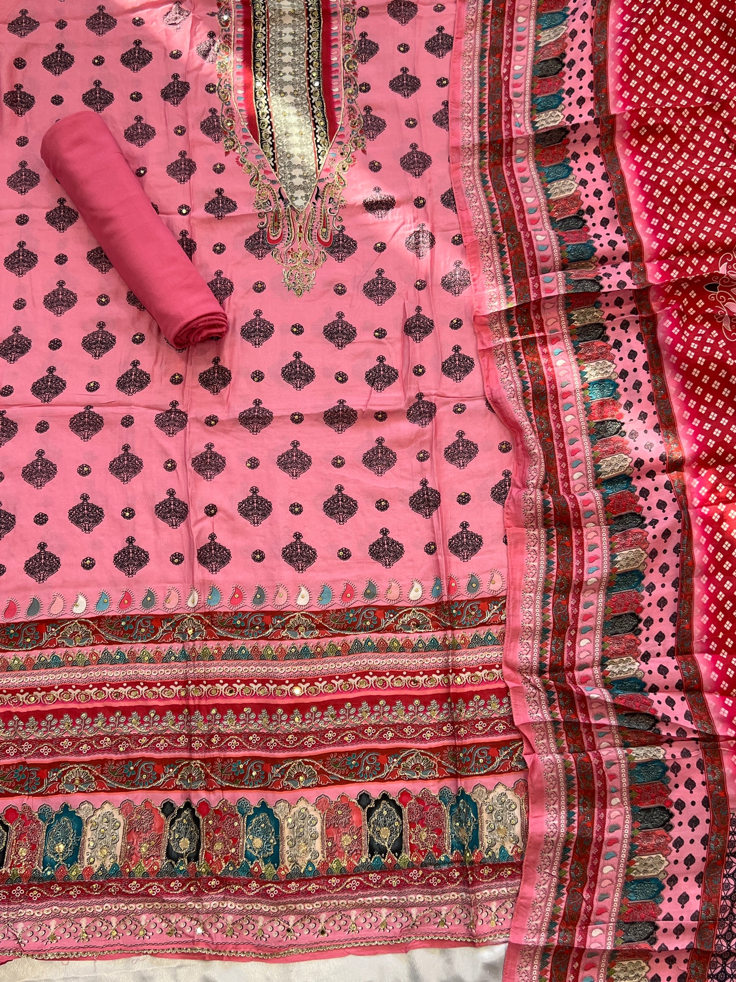 PINK MUMTAZ MUSLIN EMBROIDERY SUIT 6002