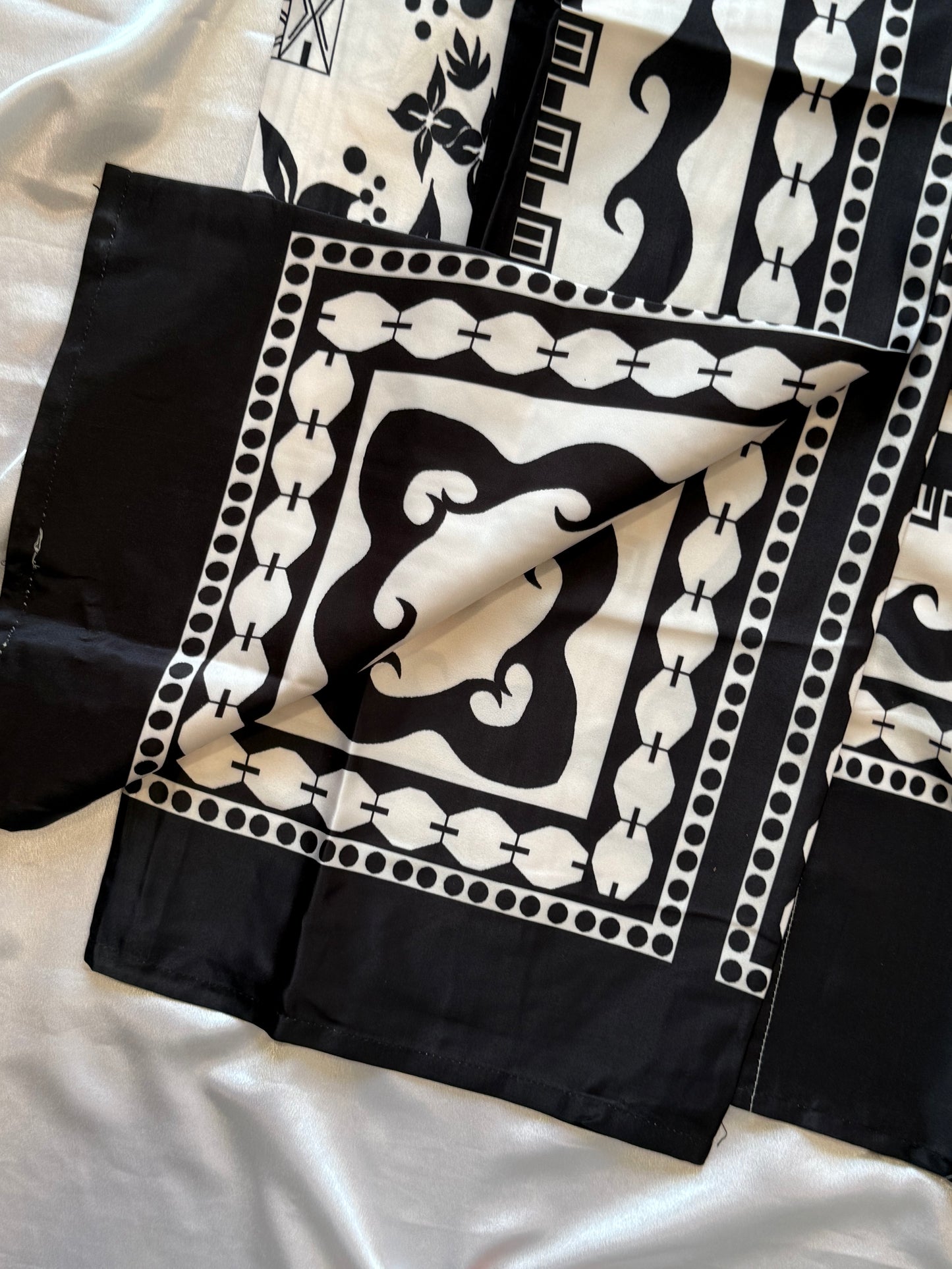 HANIA BLACK CO-ORD READYMADE Q