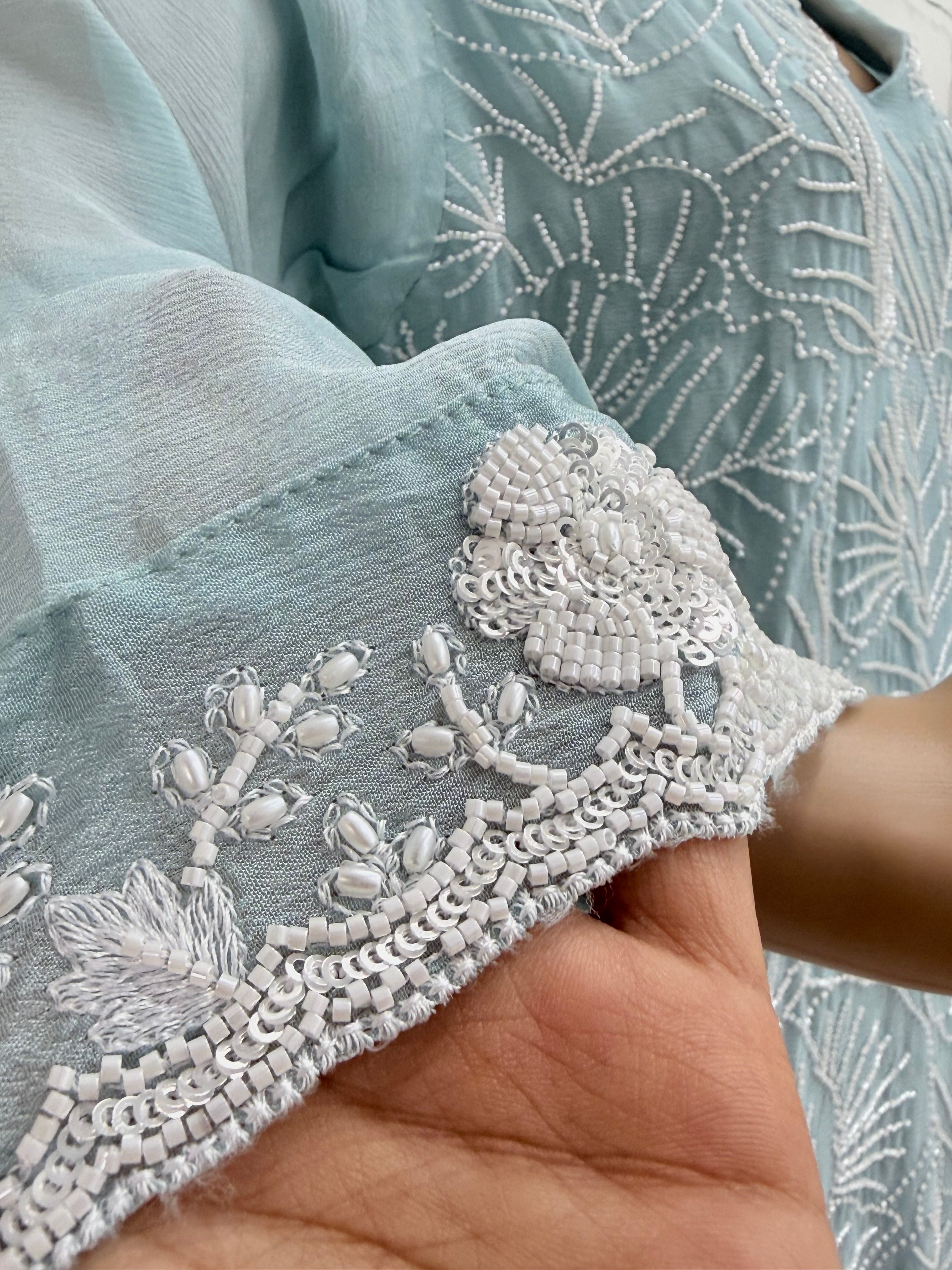 PARO SHIFFON HANDWORK SUIT 21 Q