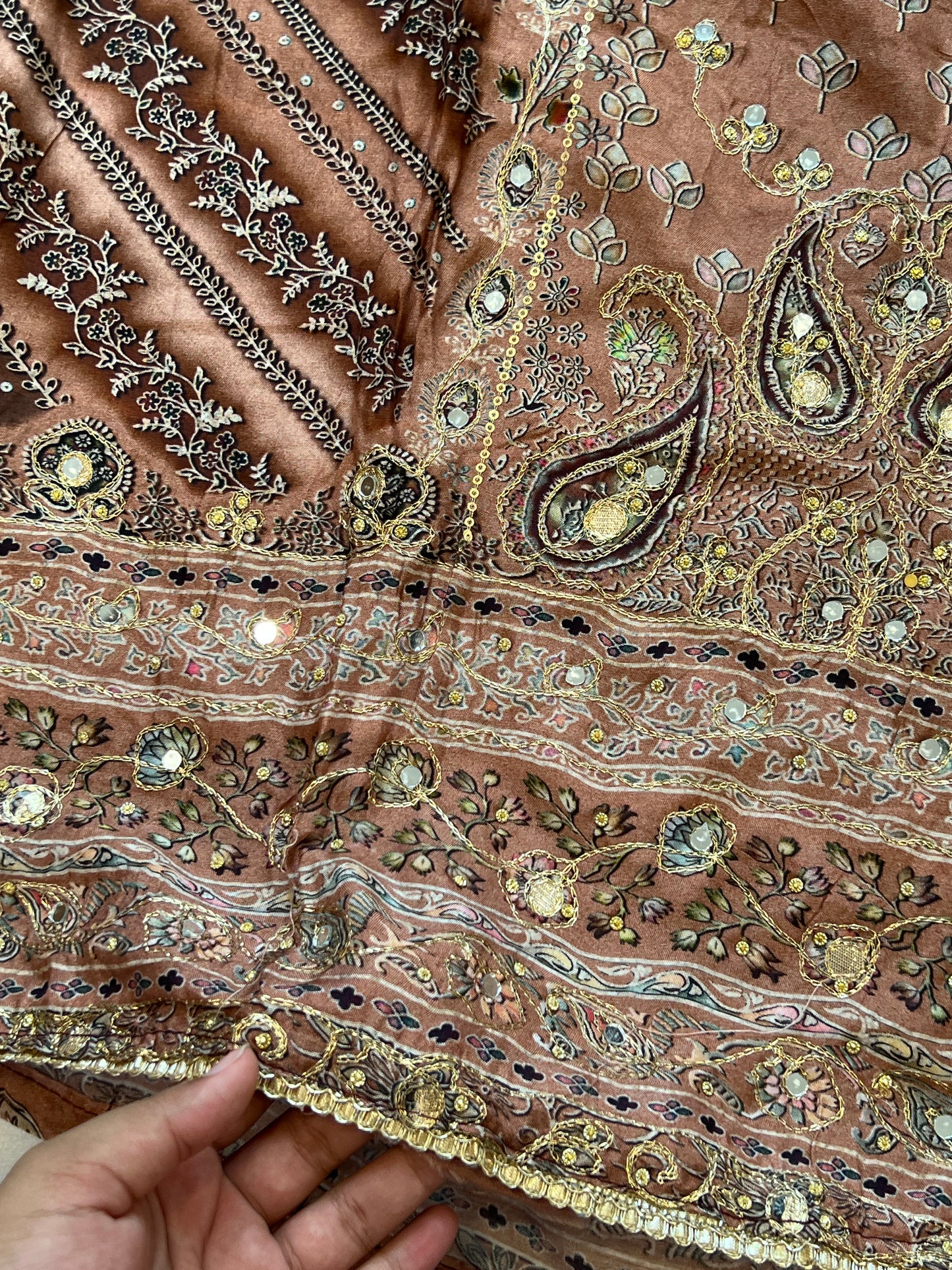 BROWN MUSLIN EMBROIDERY SUIT 238 Q
