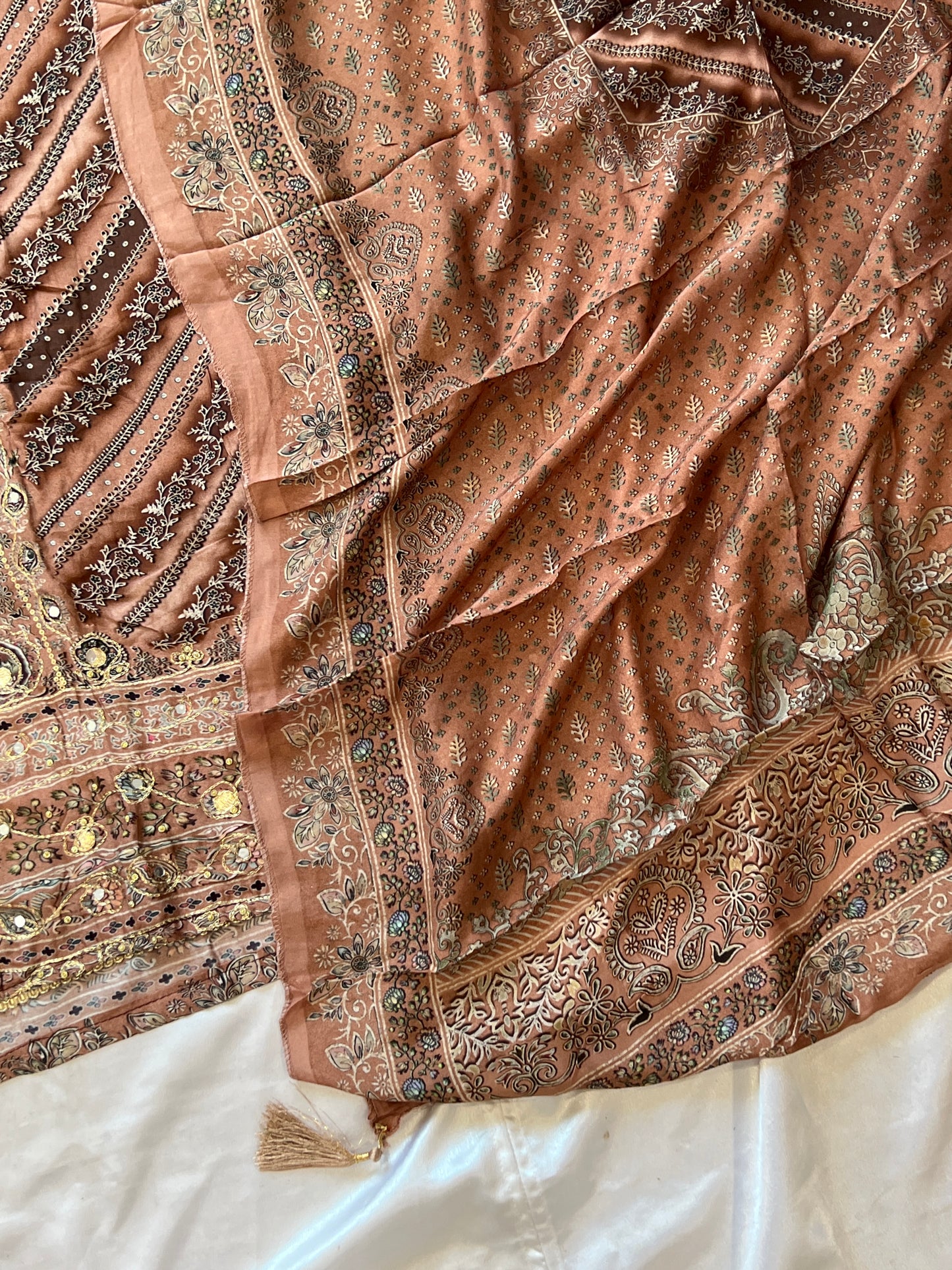 BROWN MUSLIN EMBROIDERY SUIT 238 Q
