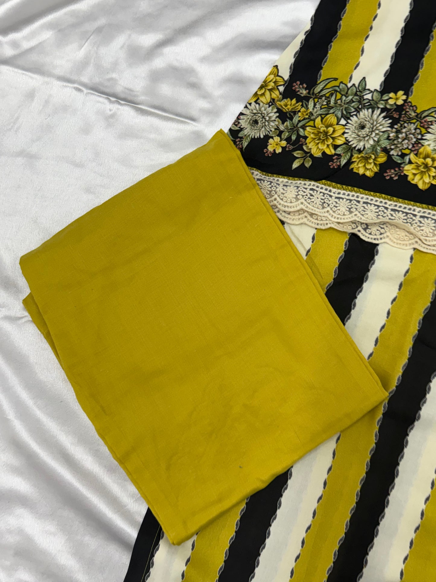 AZAA LIME GREEN READYMADE SUIT 2 Q