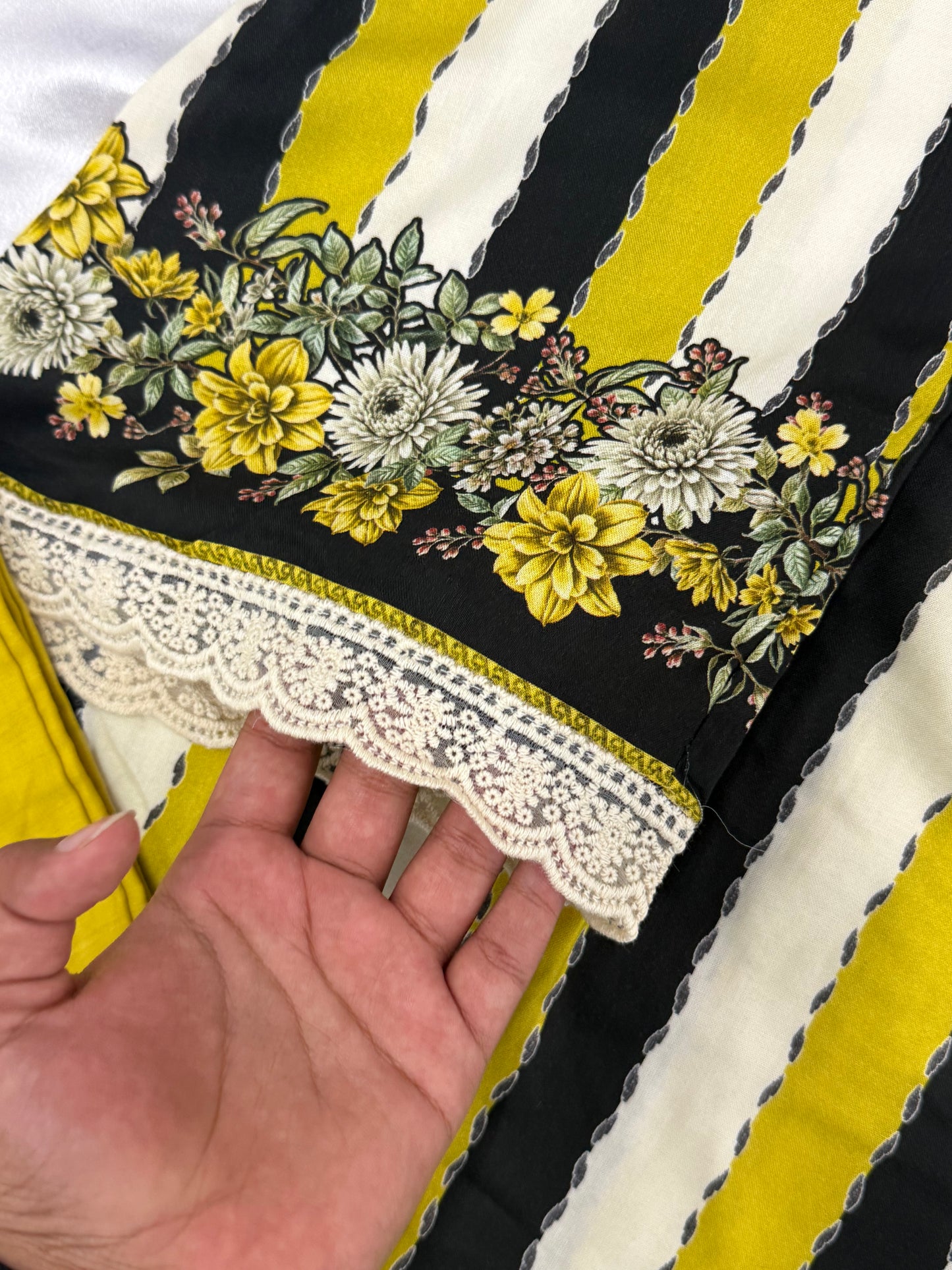 AZAA LIME GREEN READYMADE SUIT 2 Q