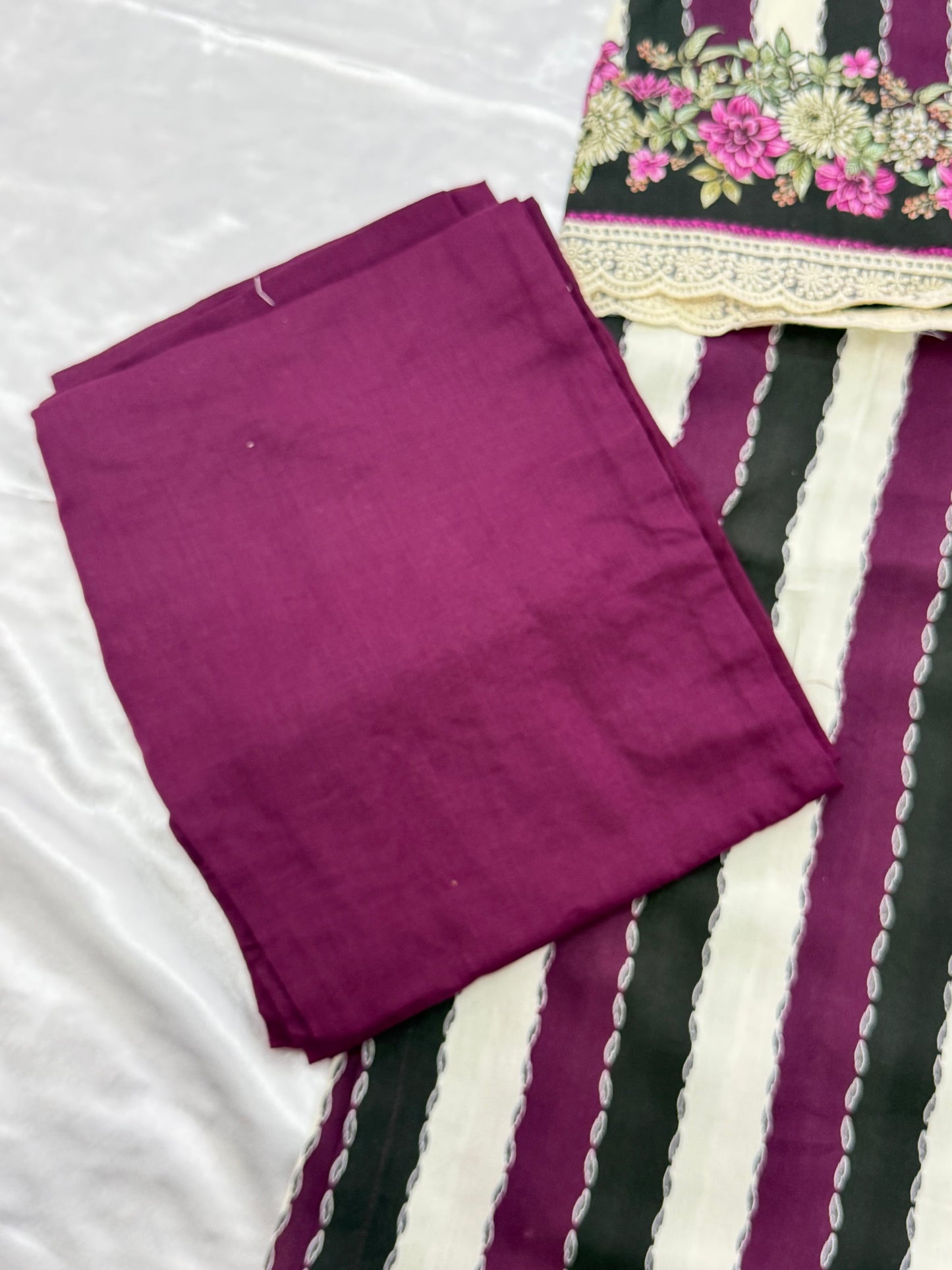 AZAA LAWN READYMADE SUIT 3 Q