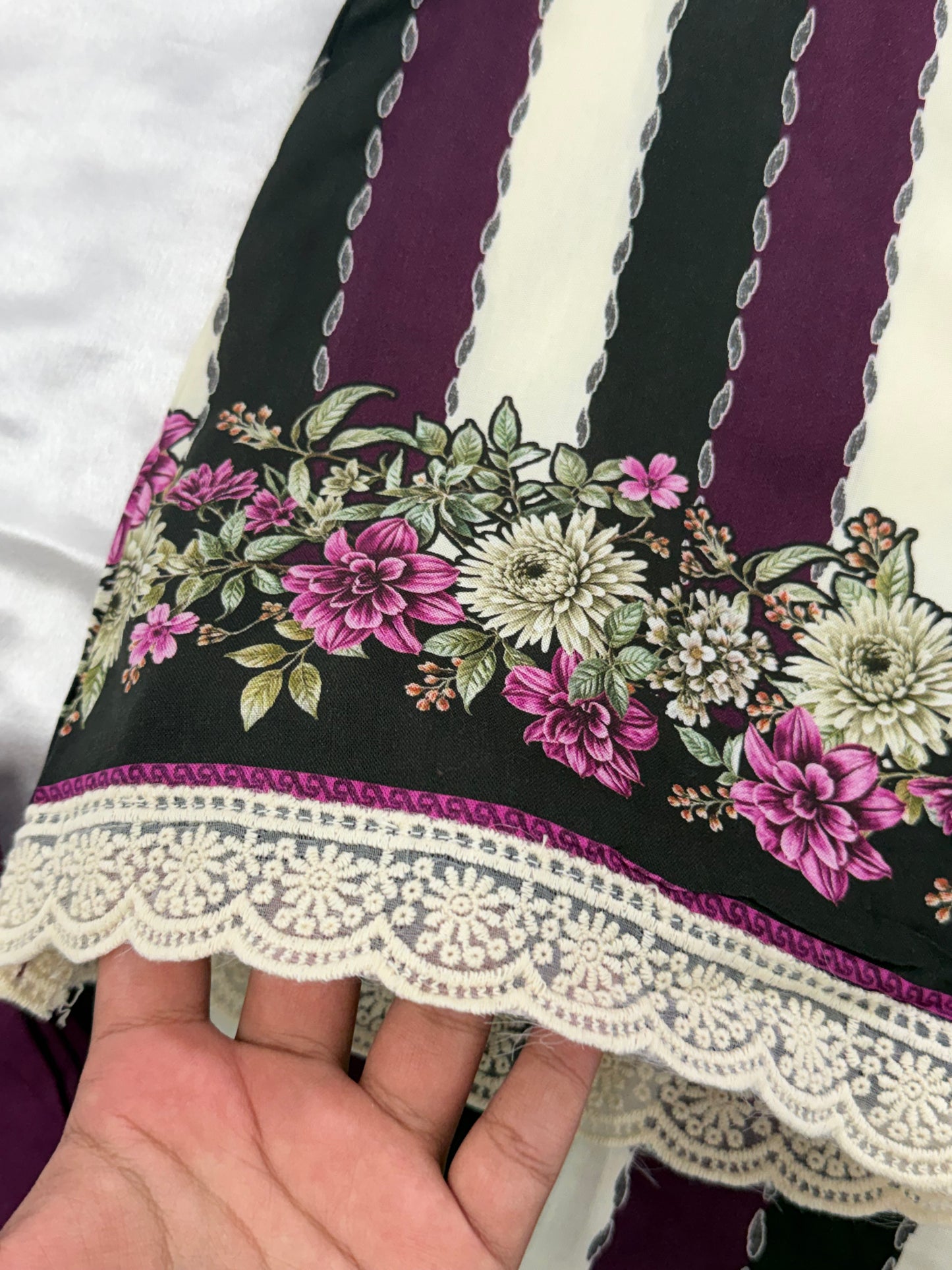 AZAA LAWN READYMADE SUIT 3 Q