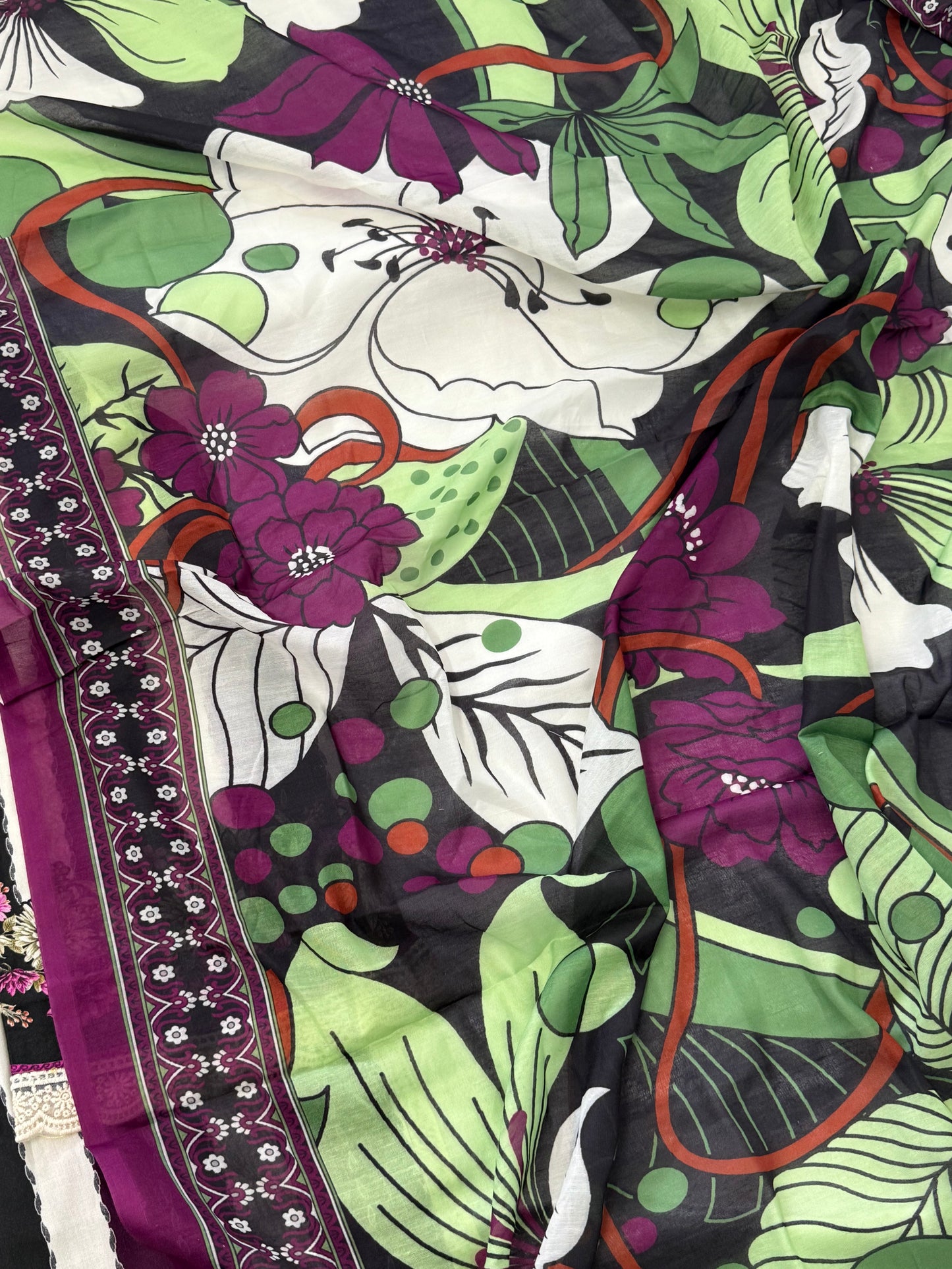 AZAA LAWN READYMADE SUIT 3 Q