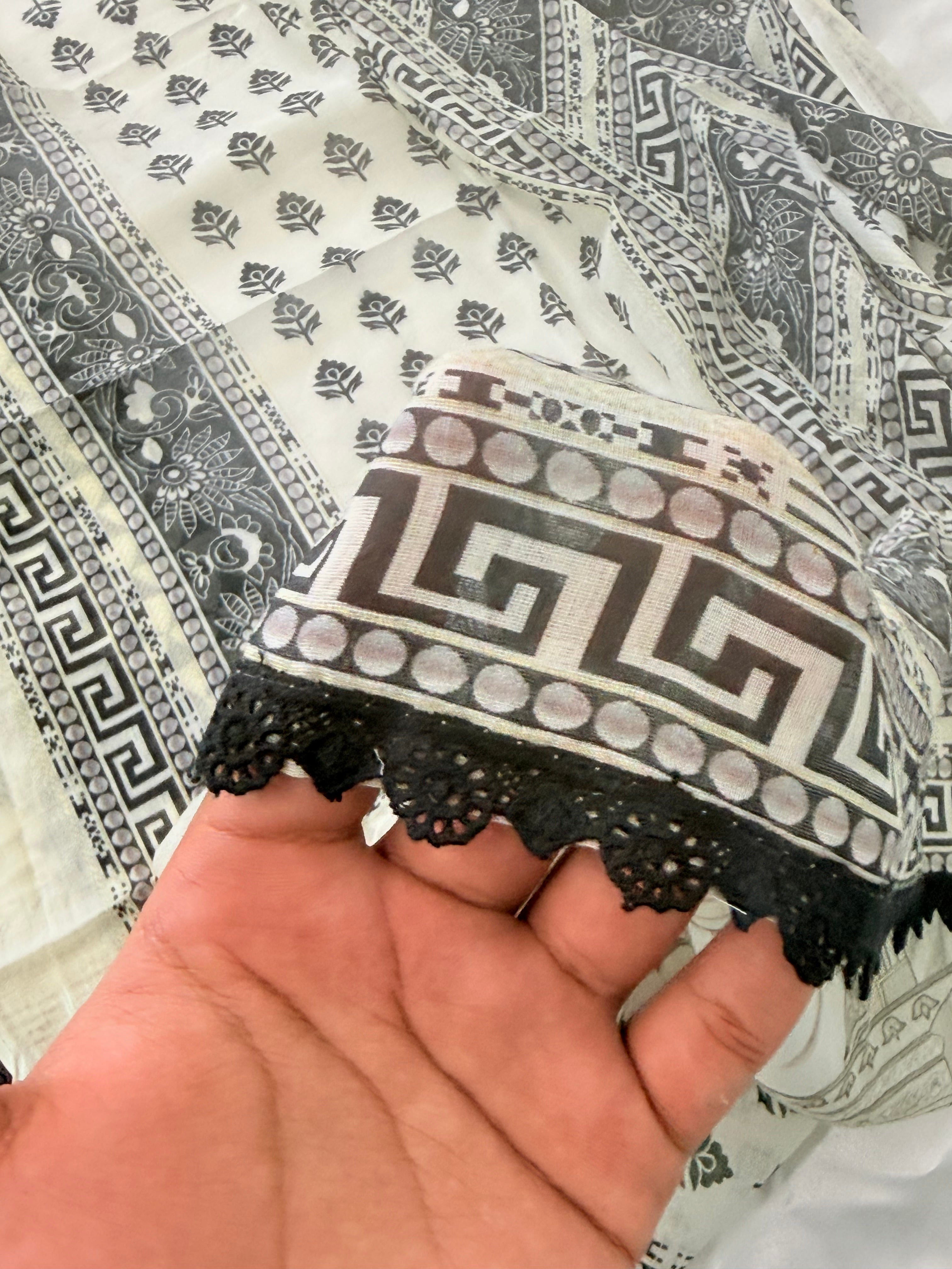 CS LAWN READYMADE SUIT 4 Q