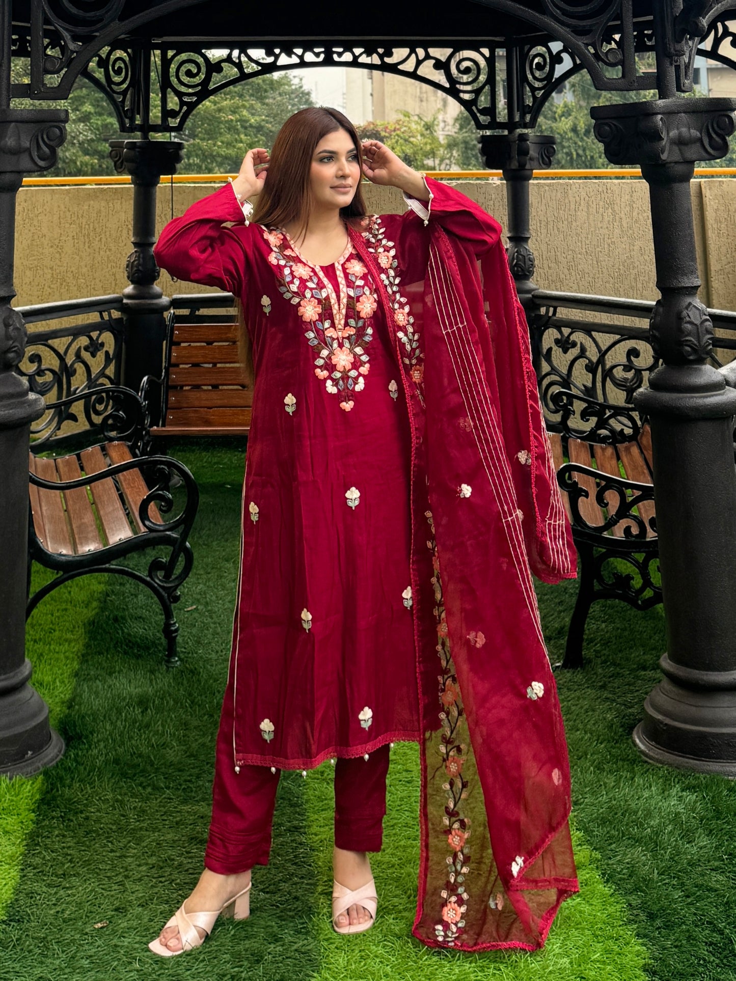 MARZINA ROMAN SILK EMBROIDERY SUIT