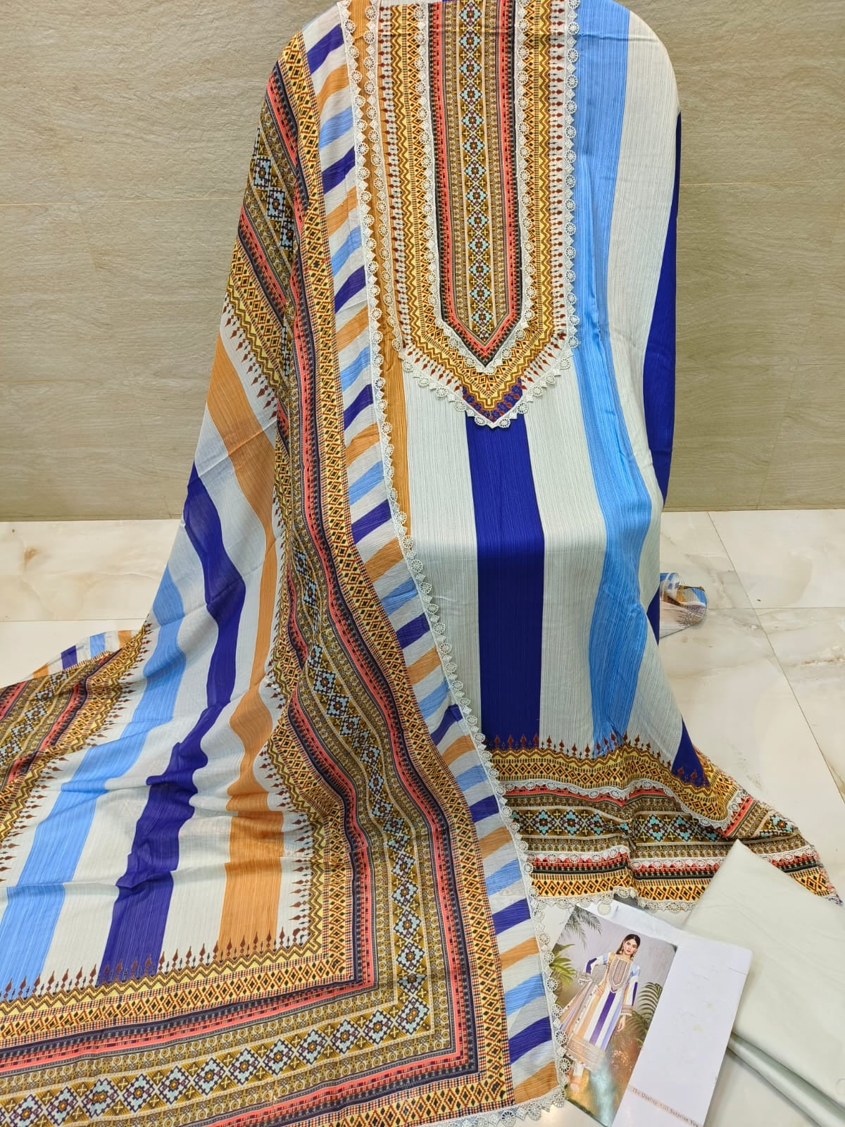 AZAA LAHERIYA COTTON SUIT 2