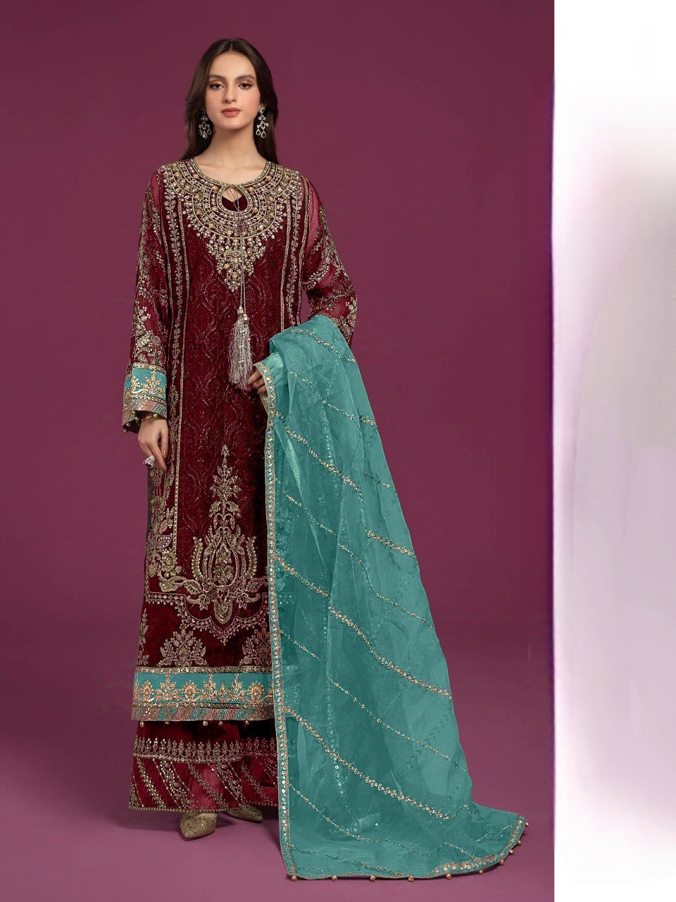 MAROON VELVET EMBROIDERY SUIT 17038