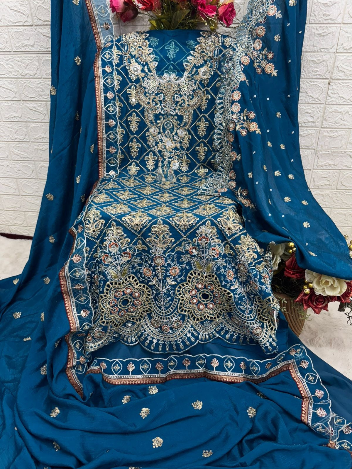 BLUE  CHINNON SUIT 1875