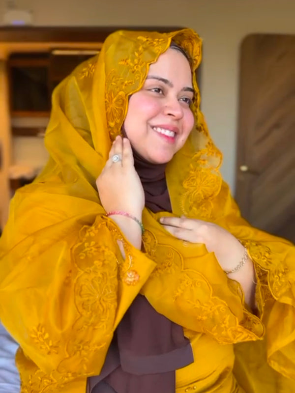 ZARQASH CUTWORK READYMADE SUIT Q