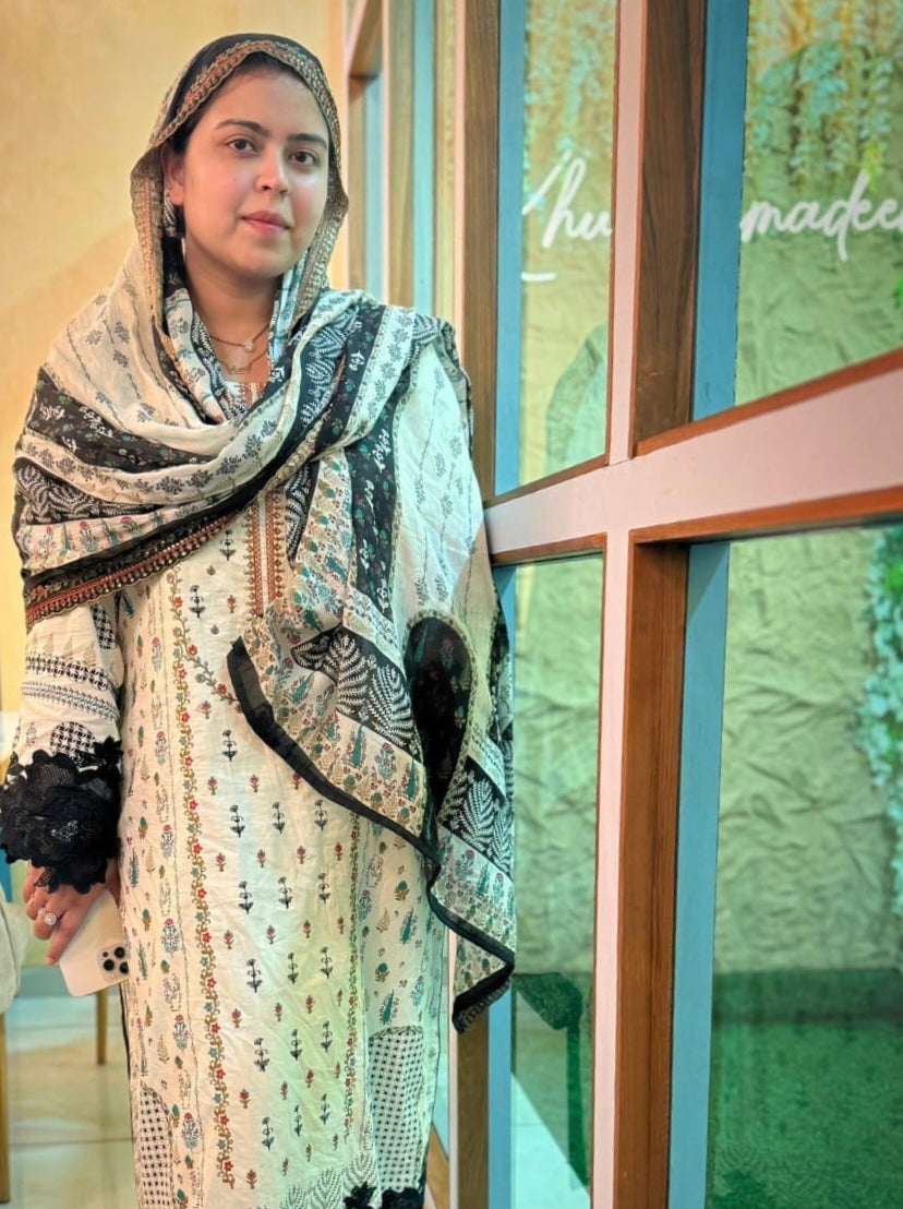 SABA BINSAEED LAWN EMBROIDERY SUIT 1