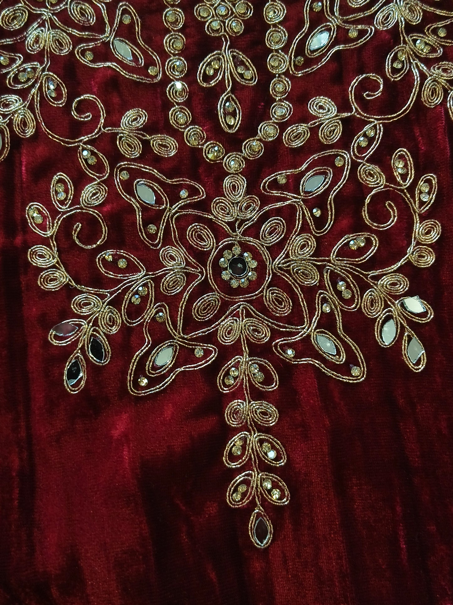 MEHRUN CRUSH VELVET EMBROIDERY SUIT 2 Q