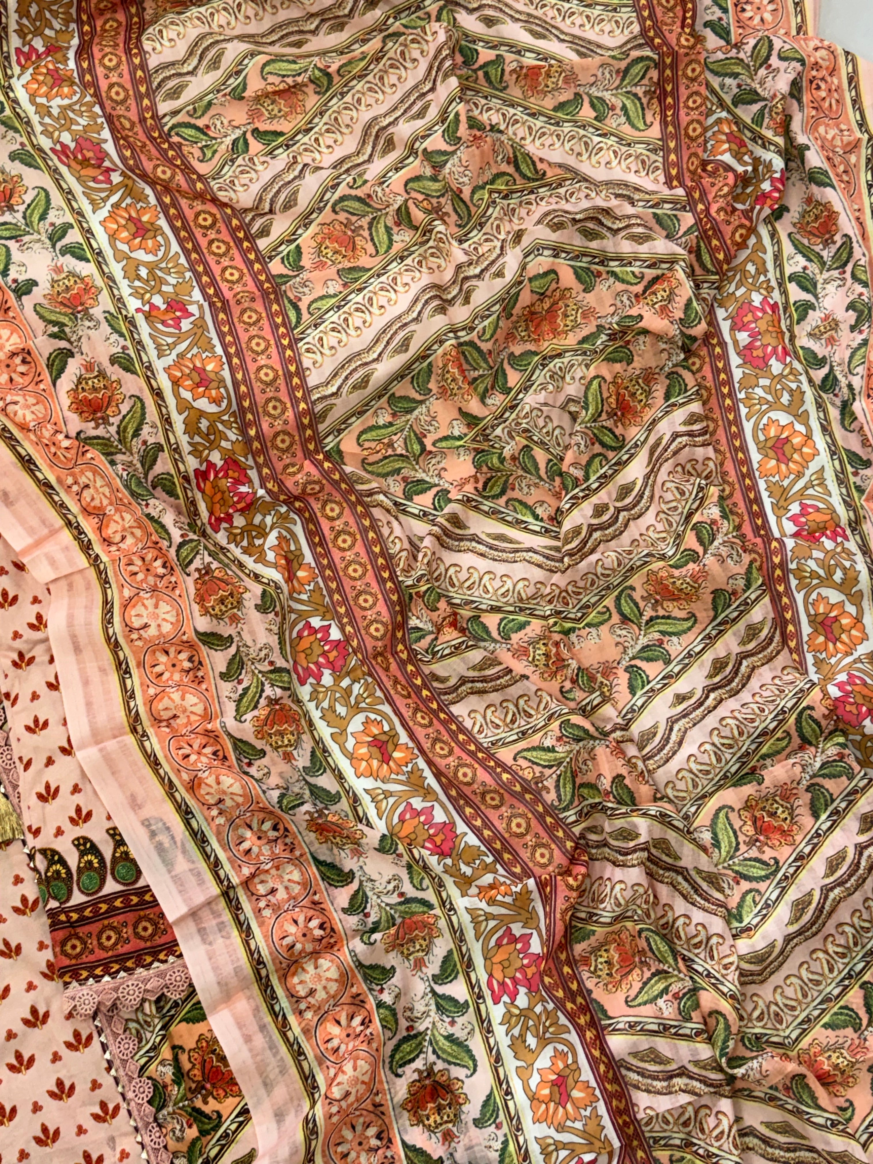 BAGH LAWN READYMADE SUIT 2 Q