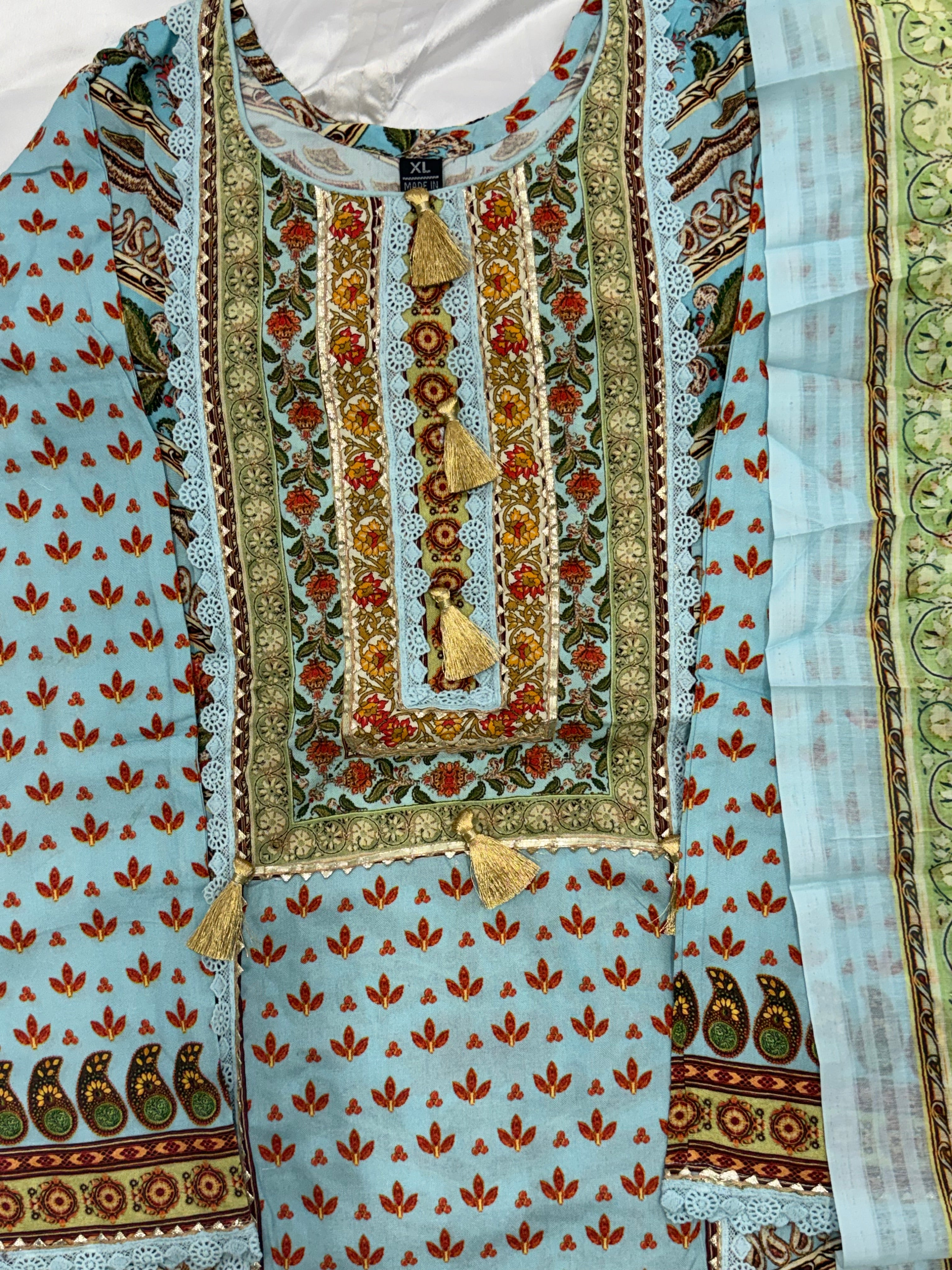 BAGH LAWN READYMADE SUIT SKY BLUE 4 Q