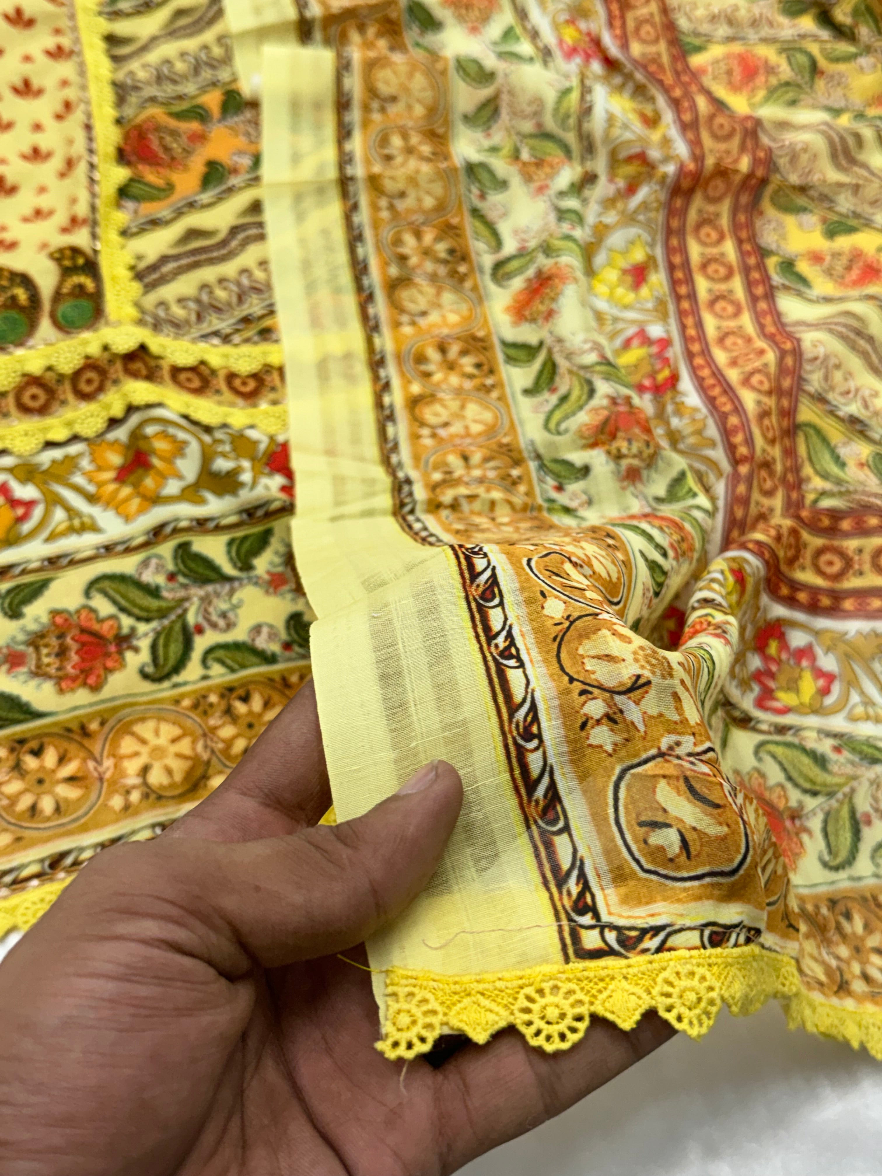 BAGH LAWN READYMADE SUIT 5 Q