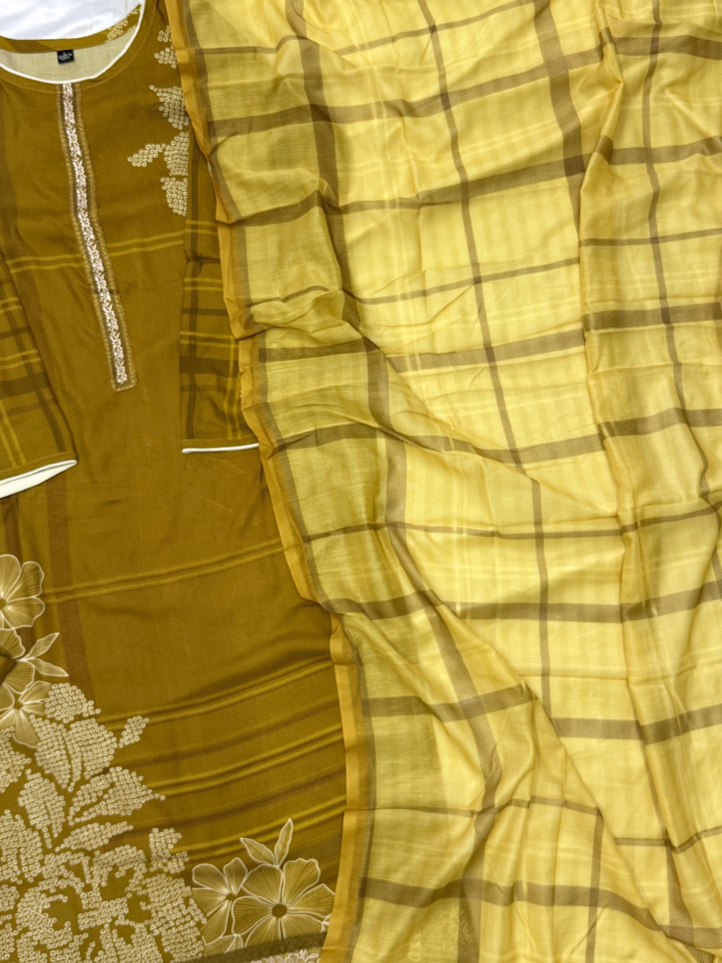 SVA LAWN READYMADE SUIT 2 Q