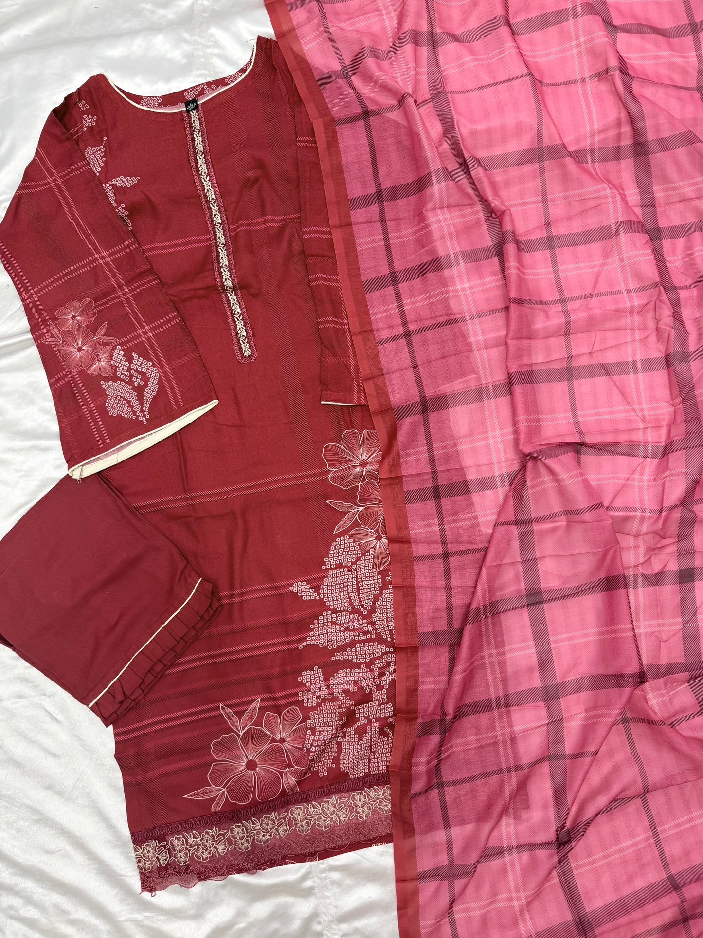 SVA LAWN READYMADE SUIT 3 Q