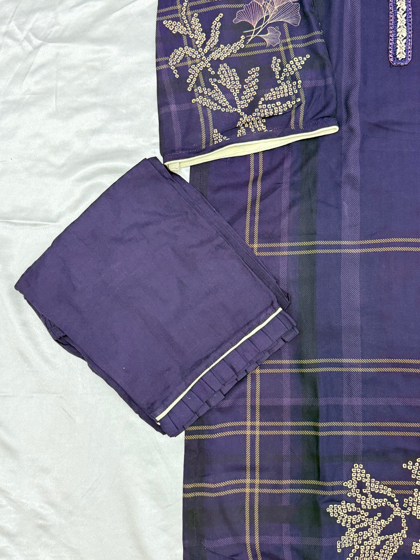 SVA LAWN READYMADE SUIT 4 Q