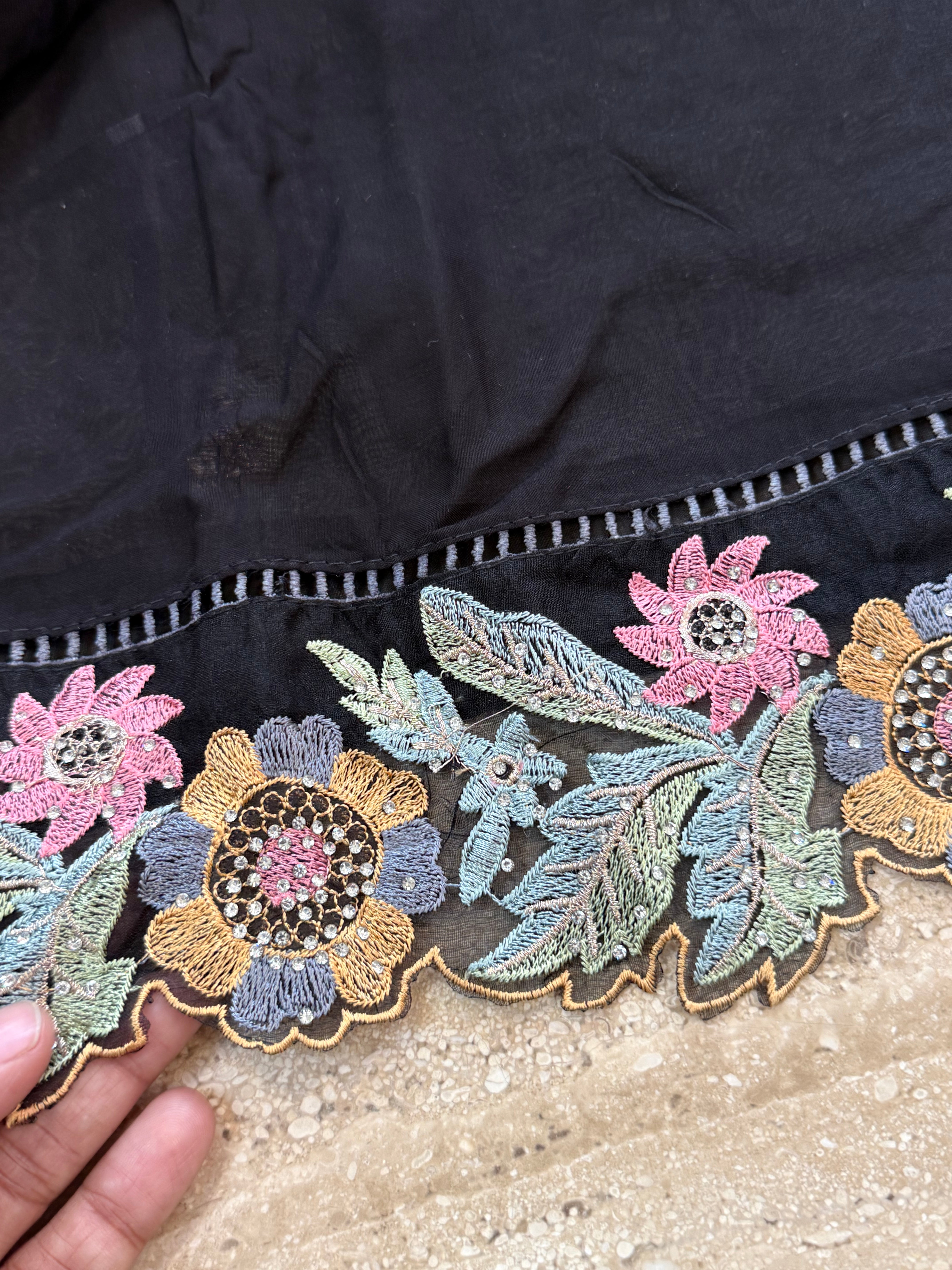 AFREEN ORGANZA EMBROIDERY SUIT 1