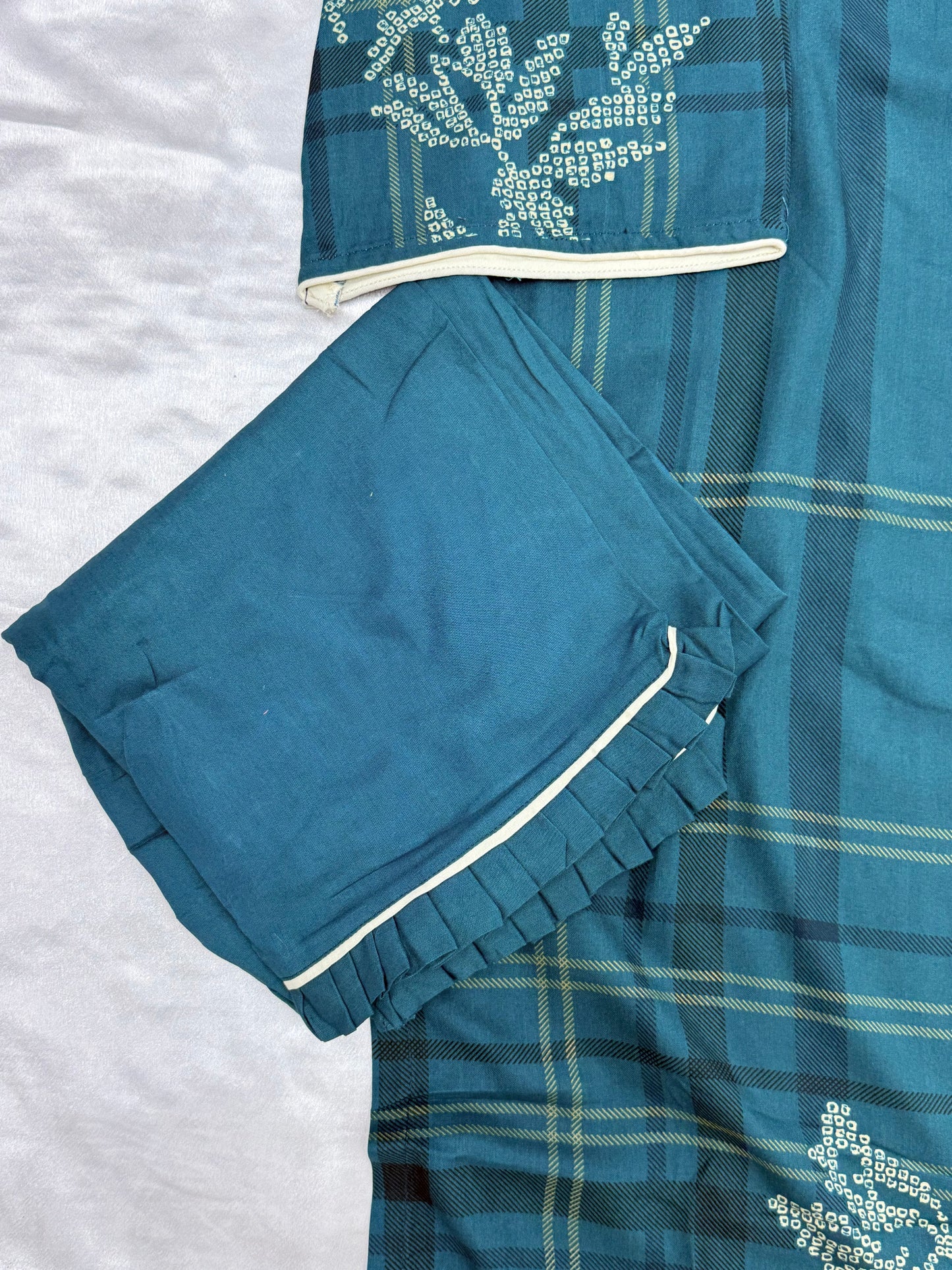 SVA LAWN READYMADE SUIT 5 Q