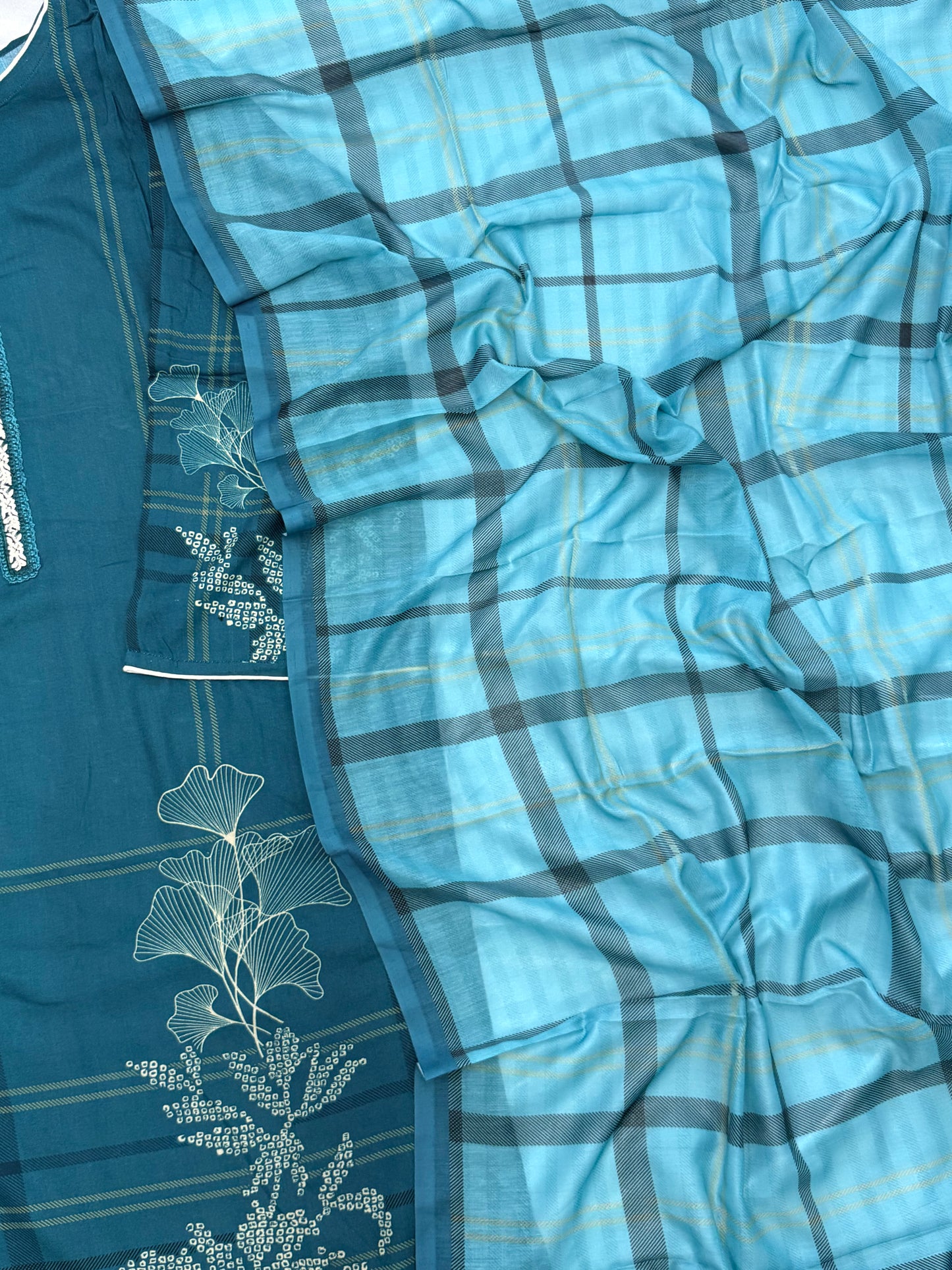 SVA LAWN READYMADE SUIT 5 Q