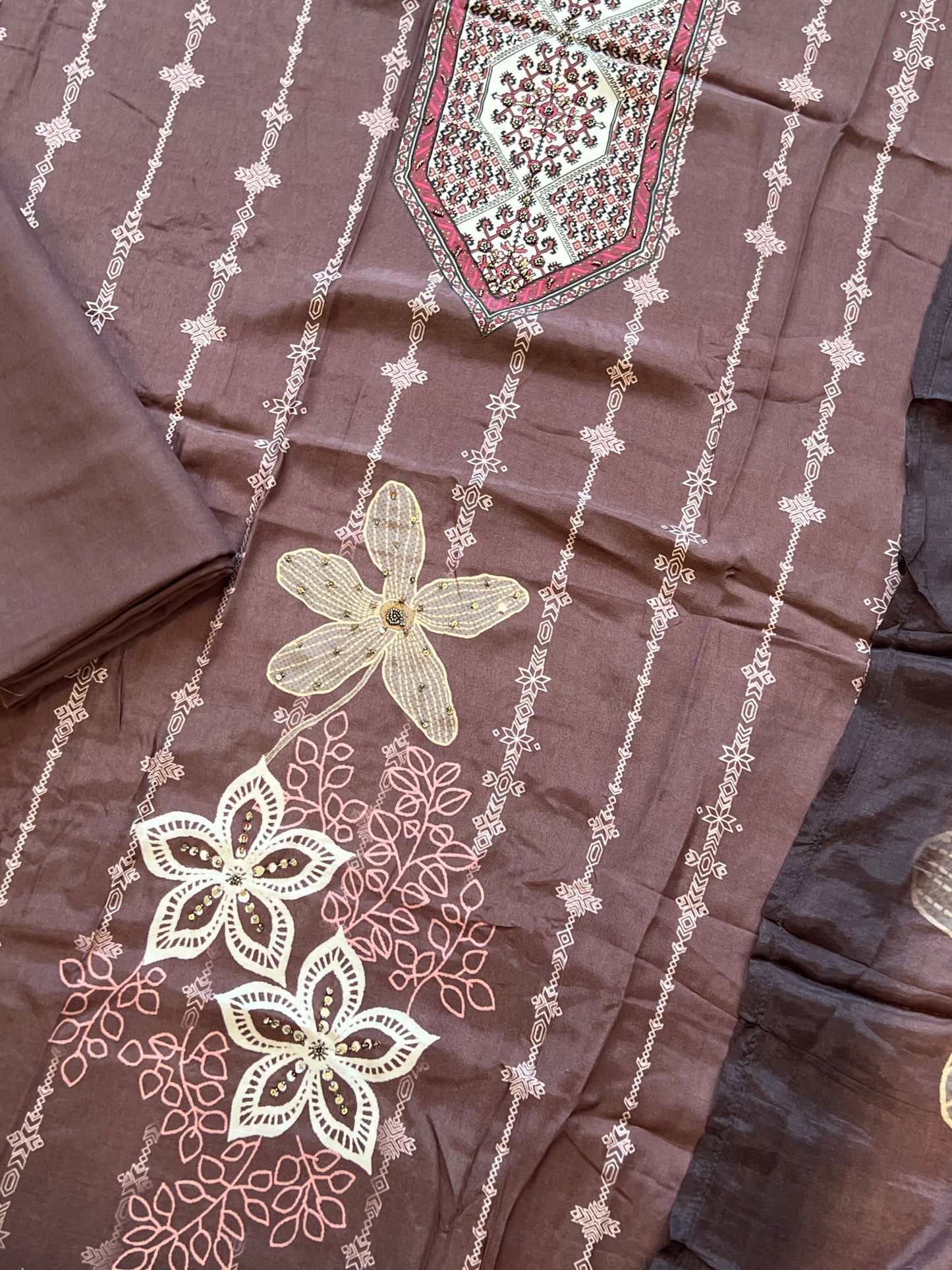 KAIRA MUSLIN HAND WORK EMBROIDERY SUIT 5 Q