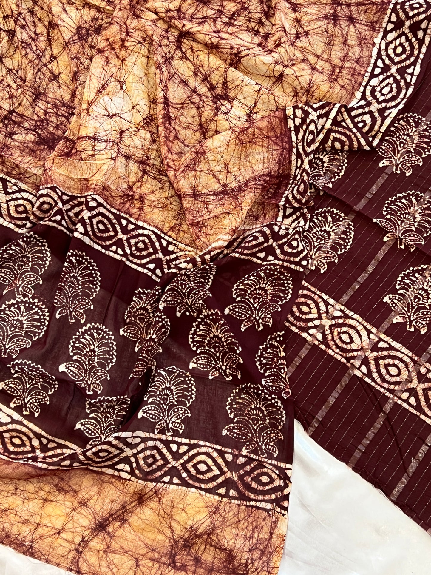 DIVA BROWN BATIK PURE COTTON PRINTED SUIT