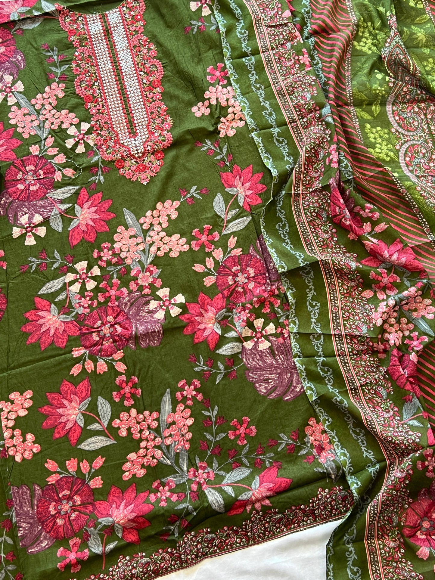 CASMERE COTTON EMBROIDERY SUIT 4