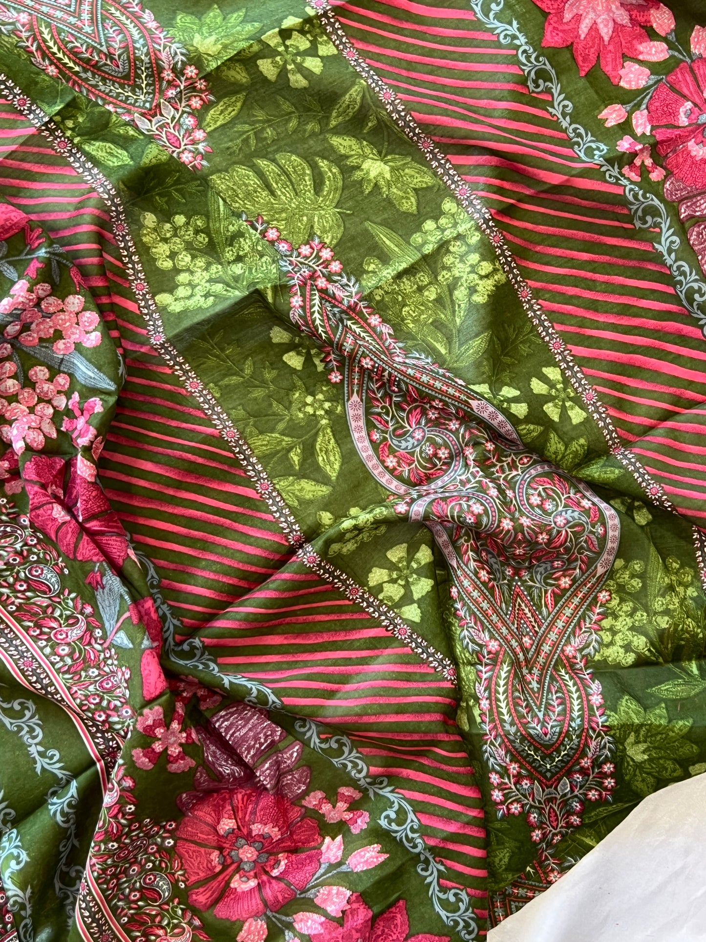 CASMERE COTTON EMBROIDERY SUIT 4