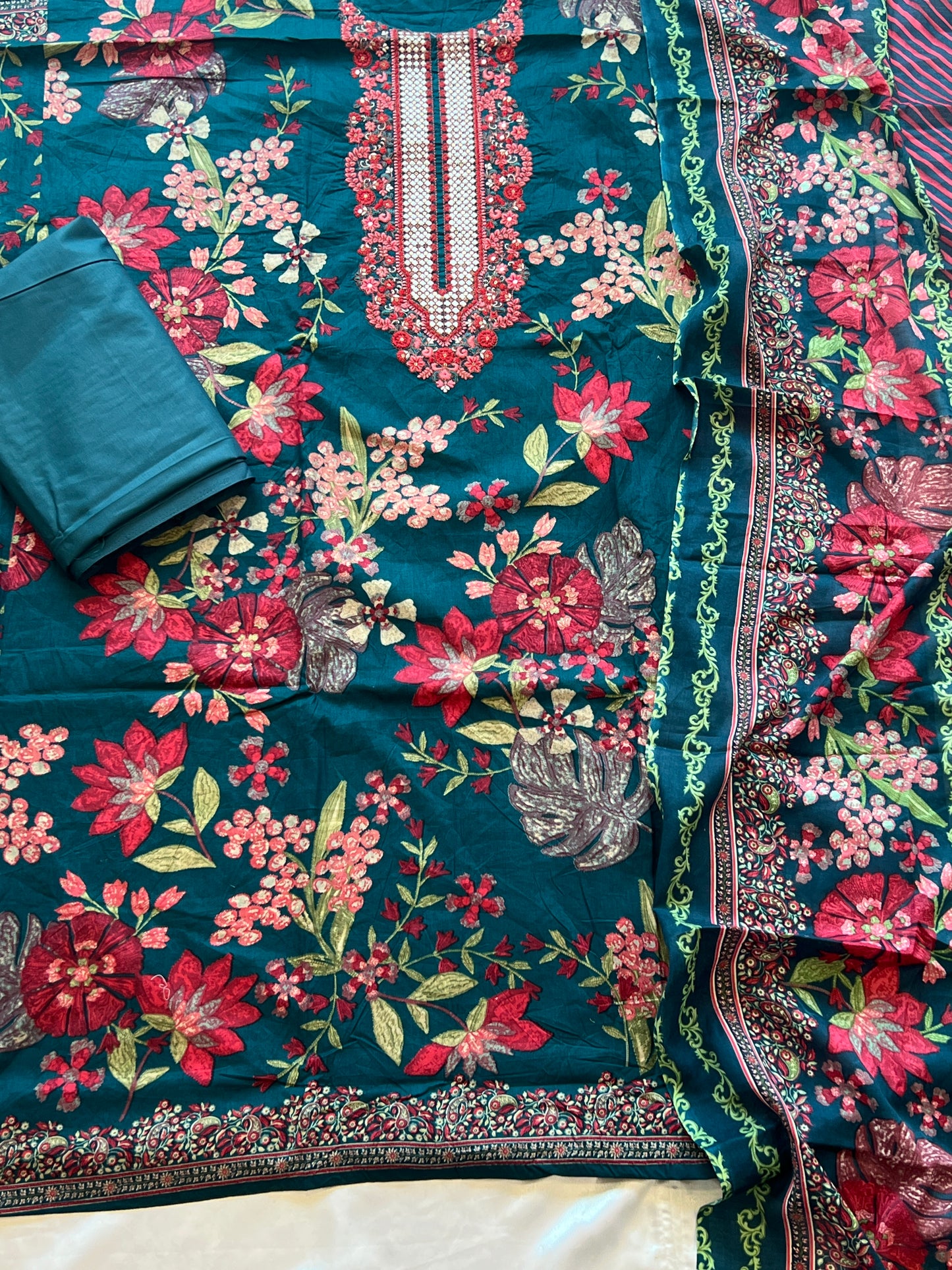 CASMERE COTTON EMBROIDERY SUIT 5 Q