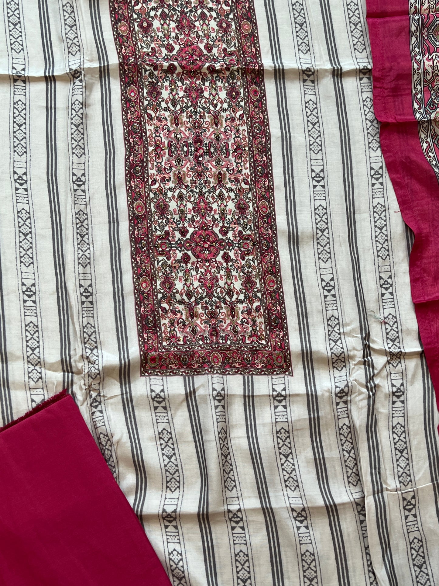 KAIRA MUSLIN HAND WORK EMBROIDERY SUIT 10 Q