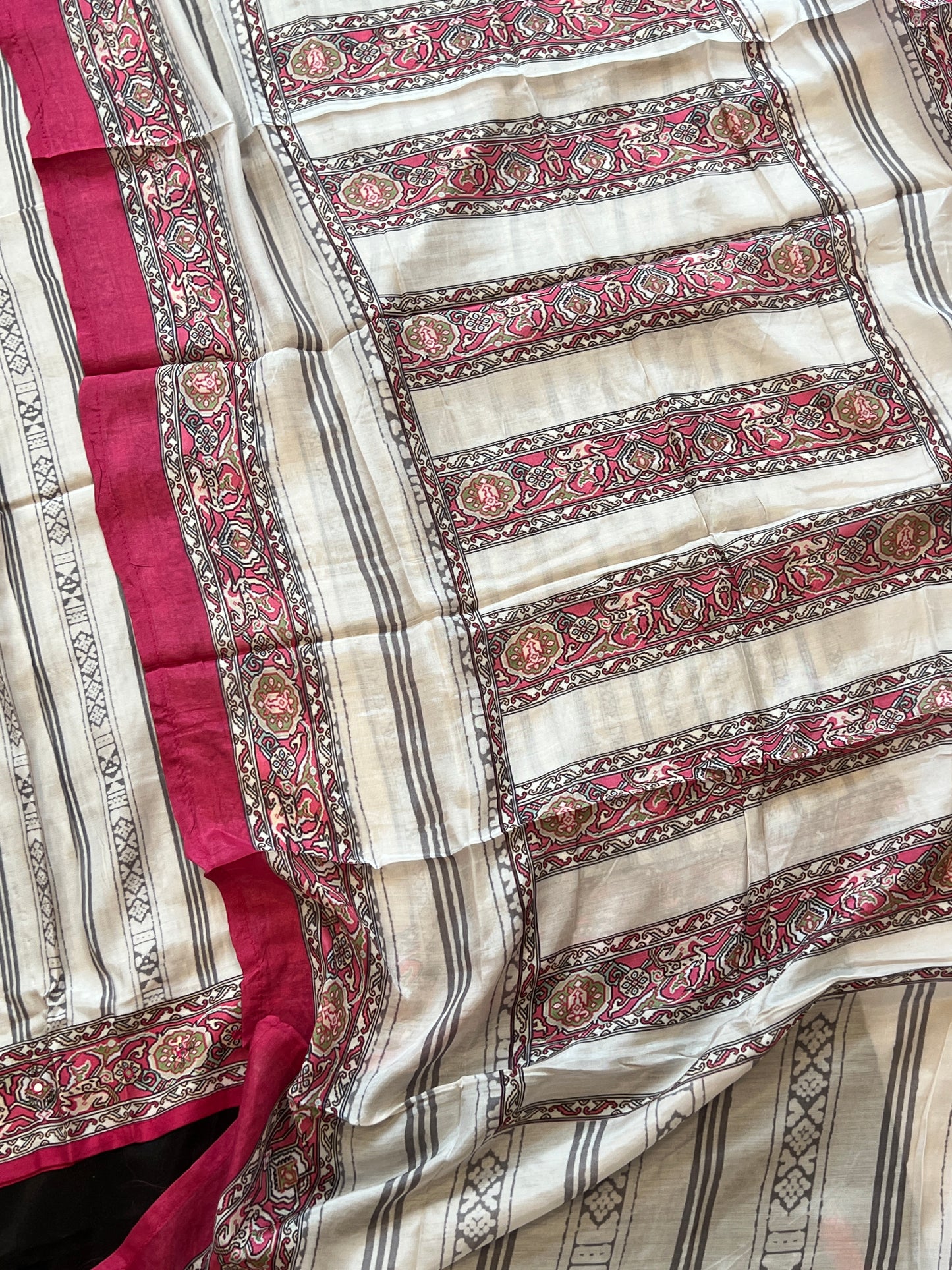 KAIRA MUSLIN HAND WORK EMBROIDERY SUIT 10 Q