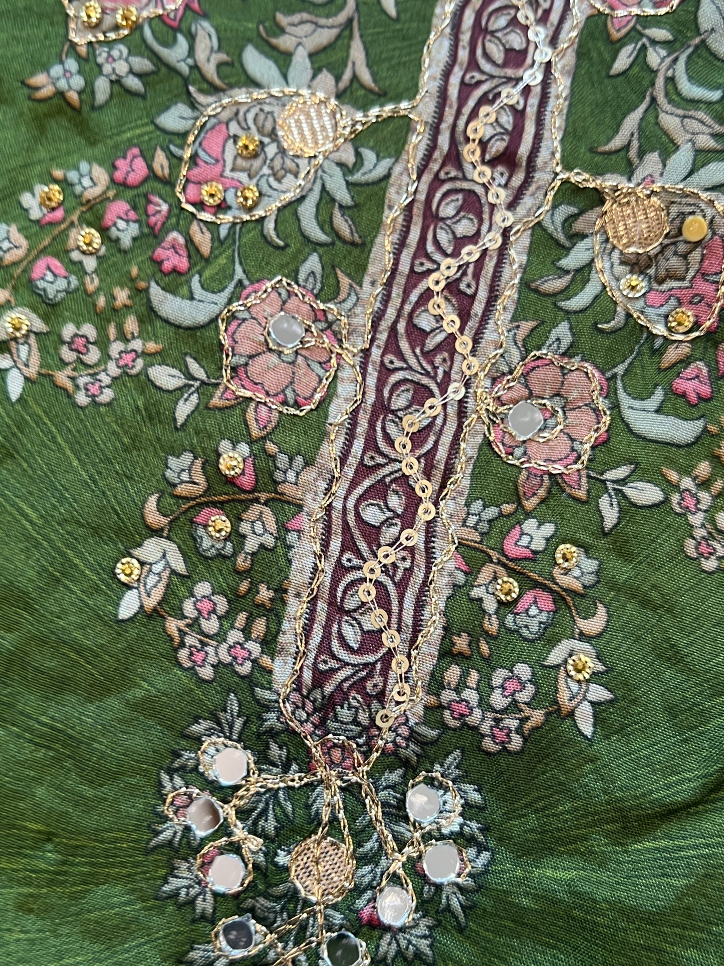 MUSLIN EMBROIDERY SUIT 246
