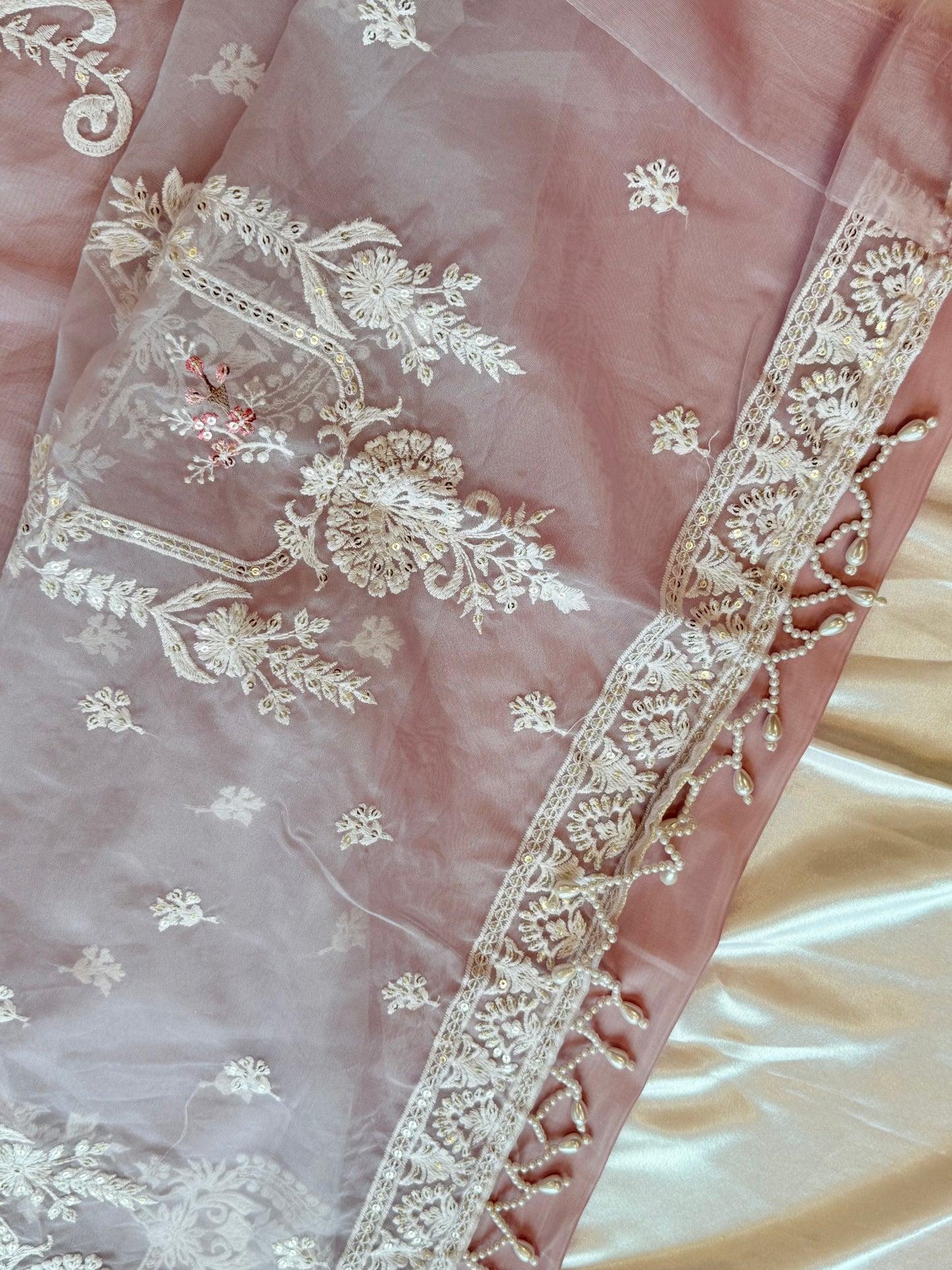 MAUVE ORGANZA EMBROIDERY SUIT 1888