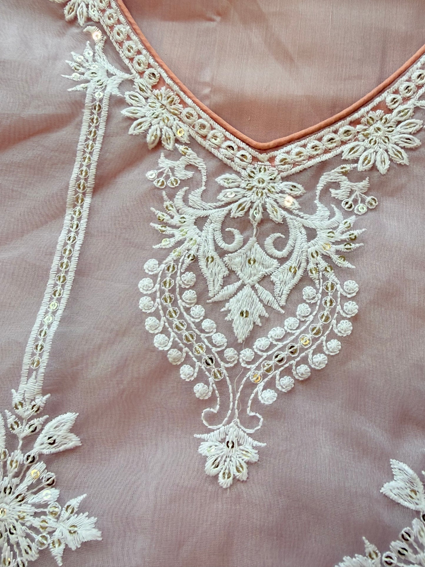 MAUVE ORGANZA EMBROIDERY SUIT 1888