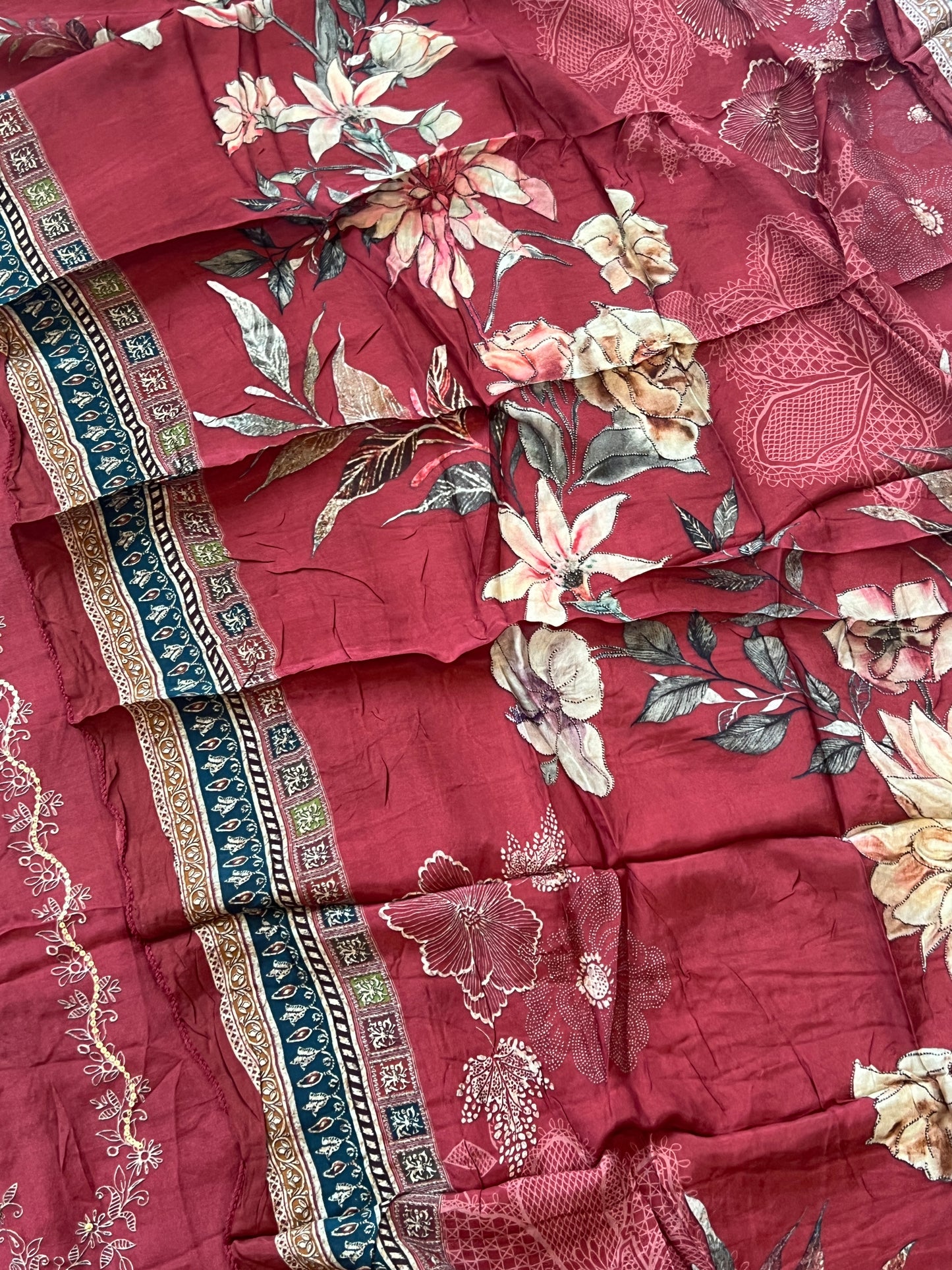 MUSLIN EMBROIDERY SUIT 246