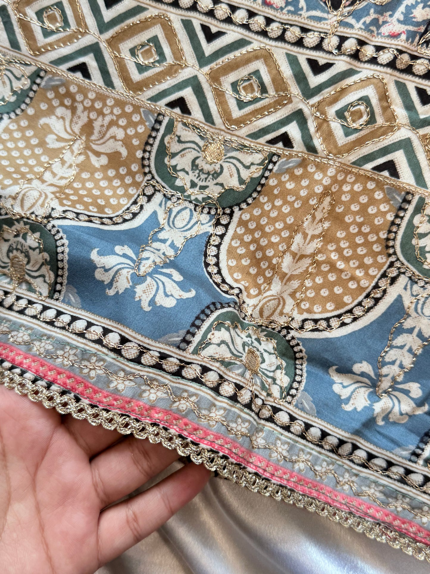 JHILMIL MUSLIN READYMADE GREEN SUIT 10 Q