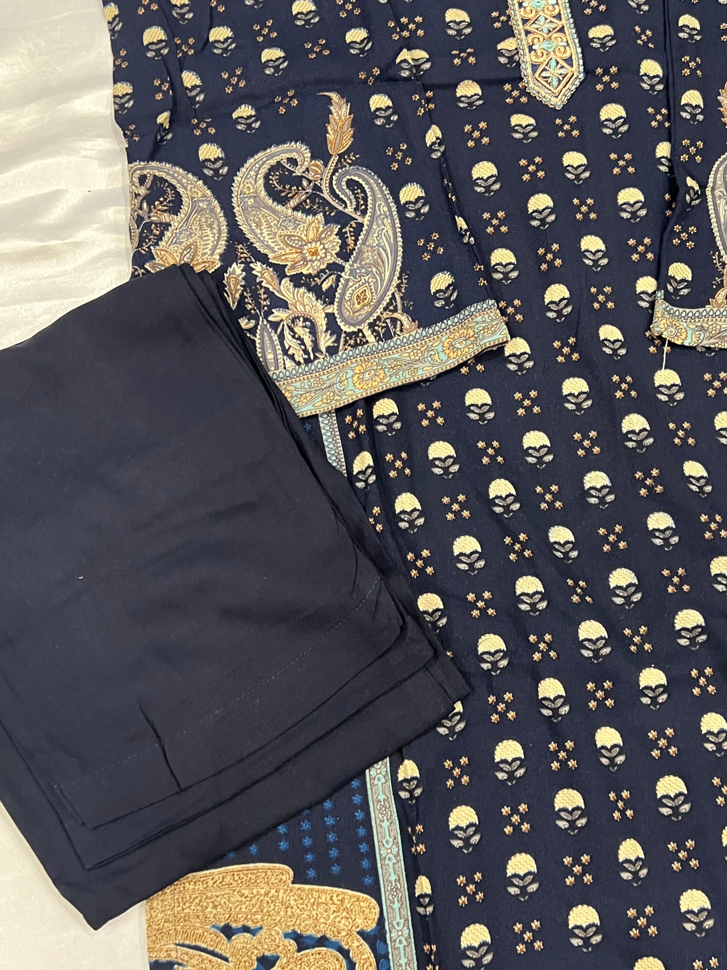 PAISLEY COTTON EMBROIDERY READYMADE SUIT 6 Q